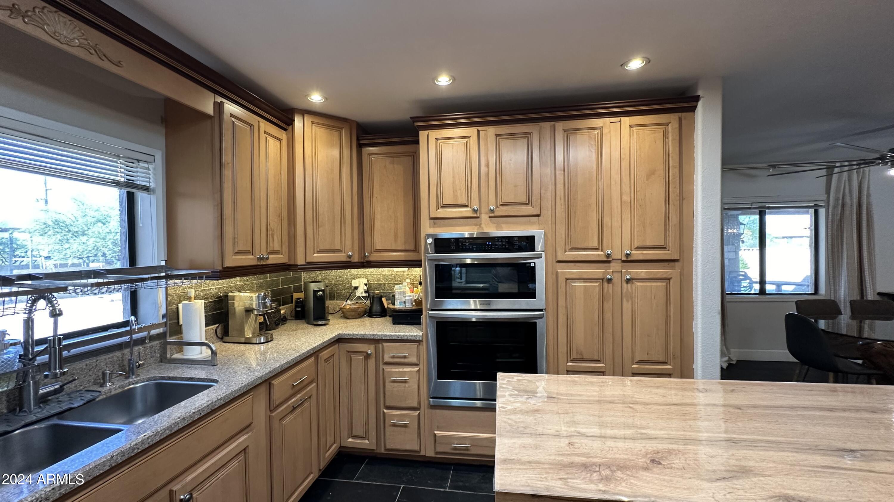 6203 E DESERT VISTA Trail