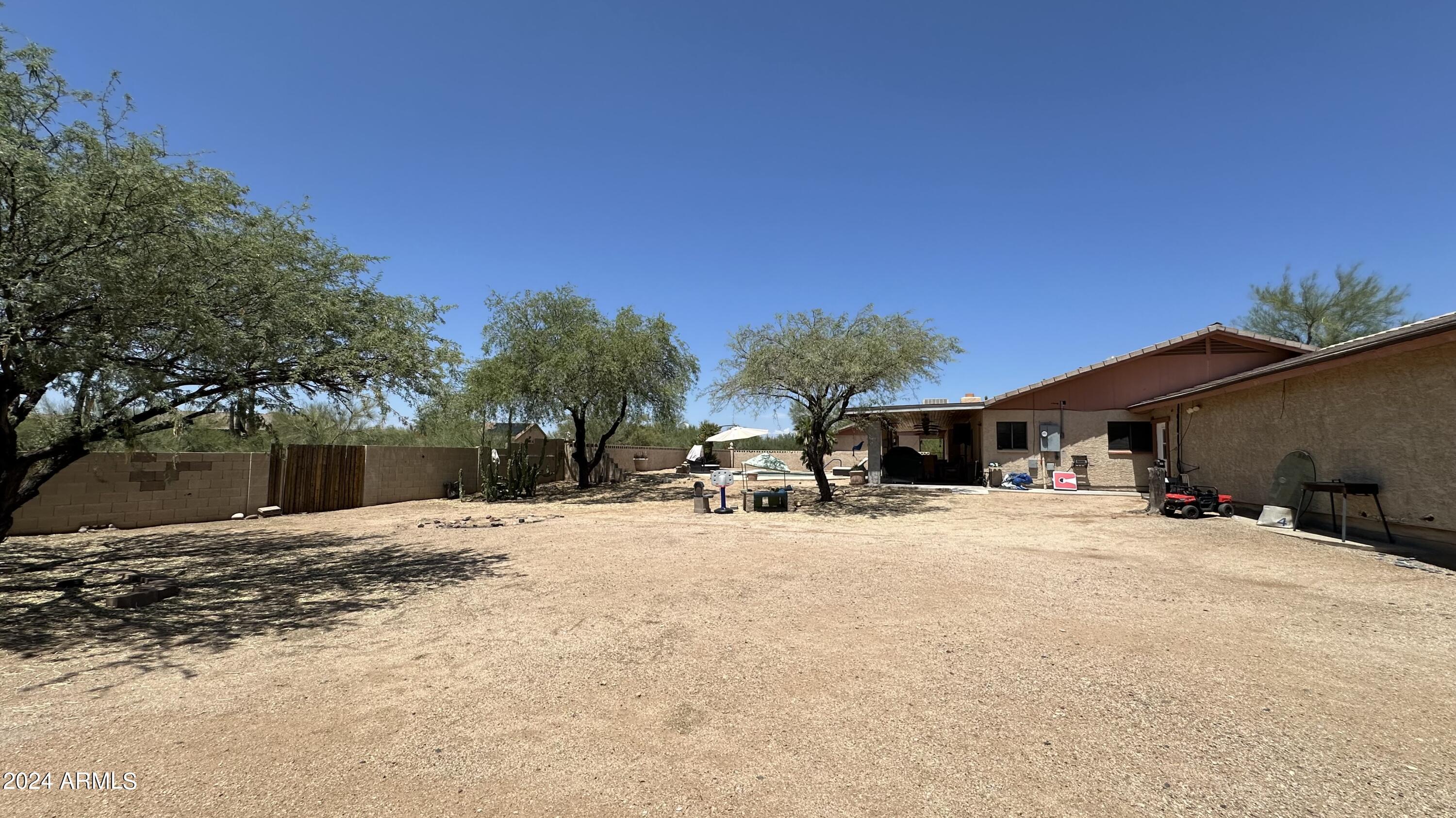 6203 E DESERT VISTA Trail