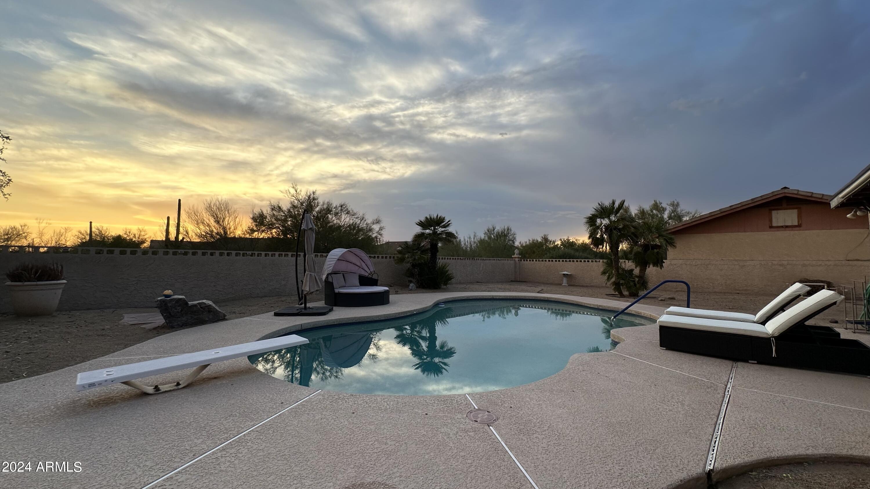 6203 E DESERT VISTA Trail