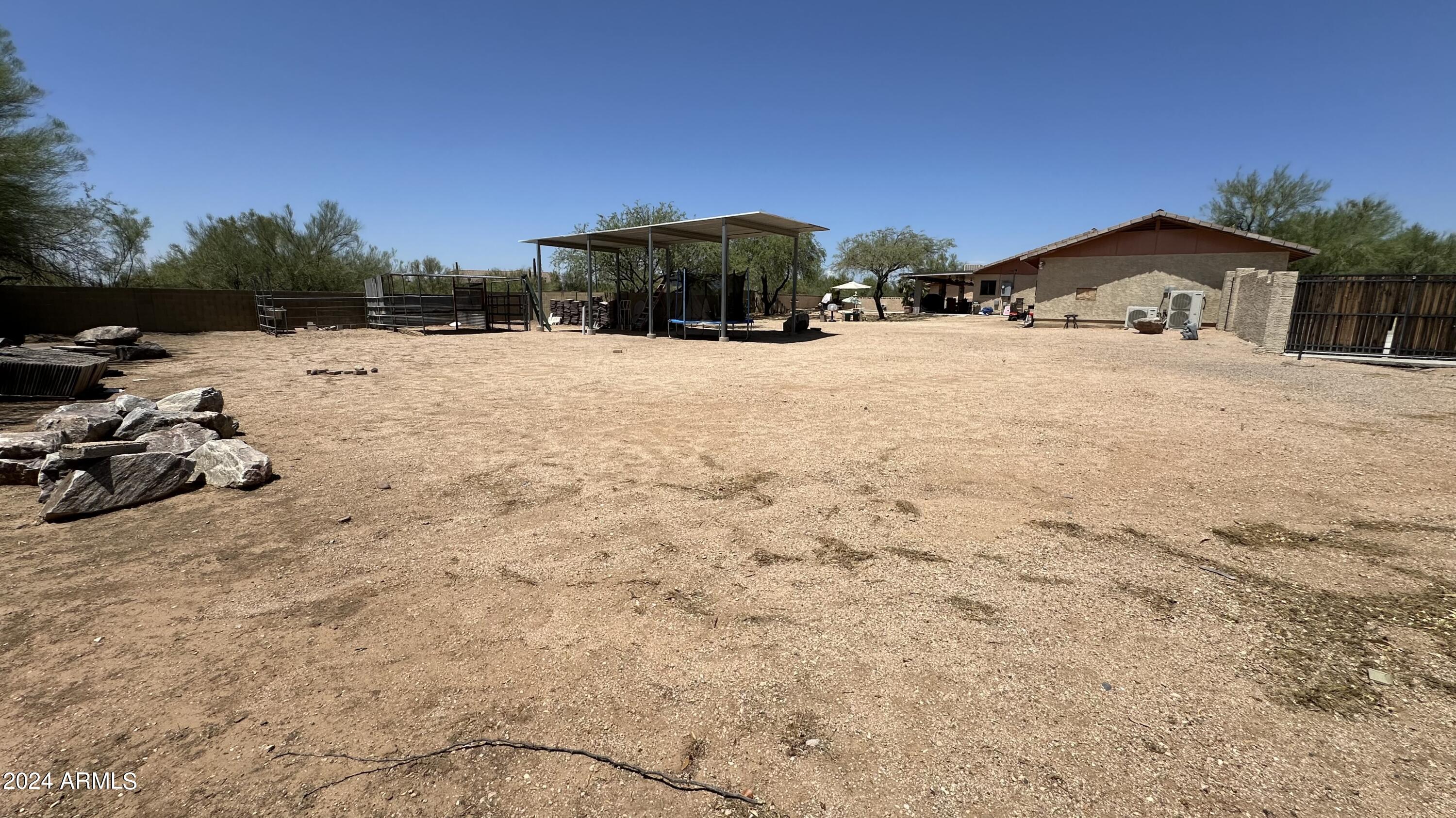 6203 E DESERT VISTA Trail