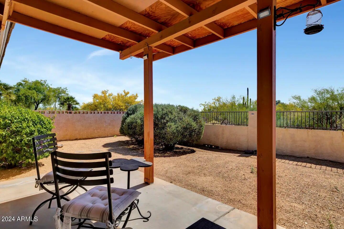 6203 E DESERT VISTA Trail