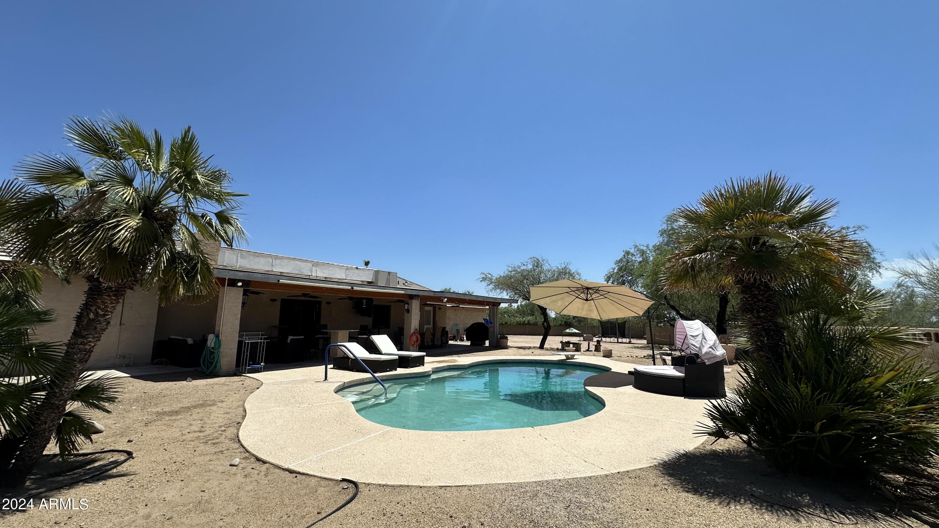 6203 E DESERT VISTA Trail