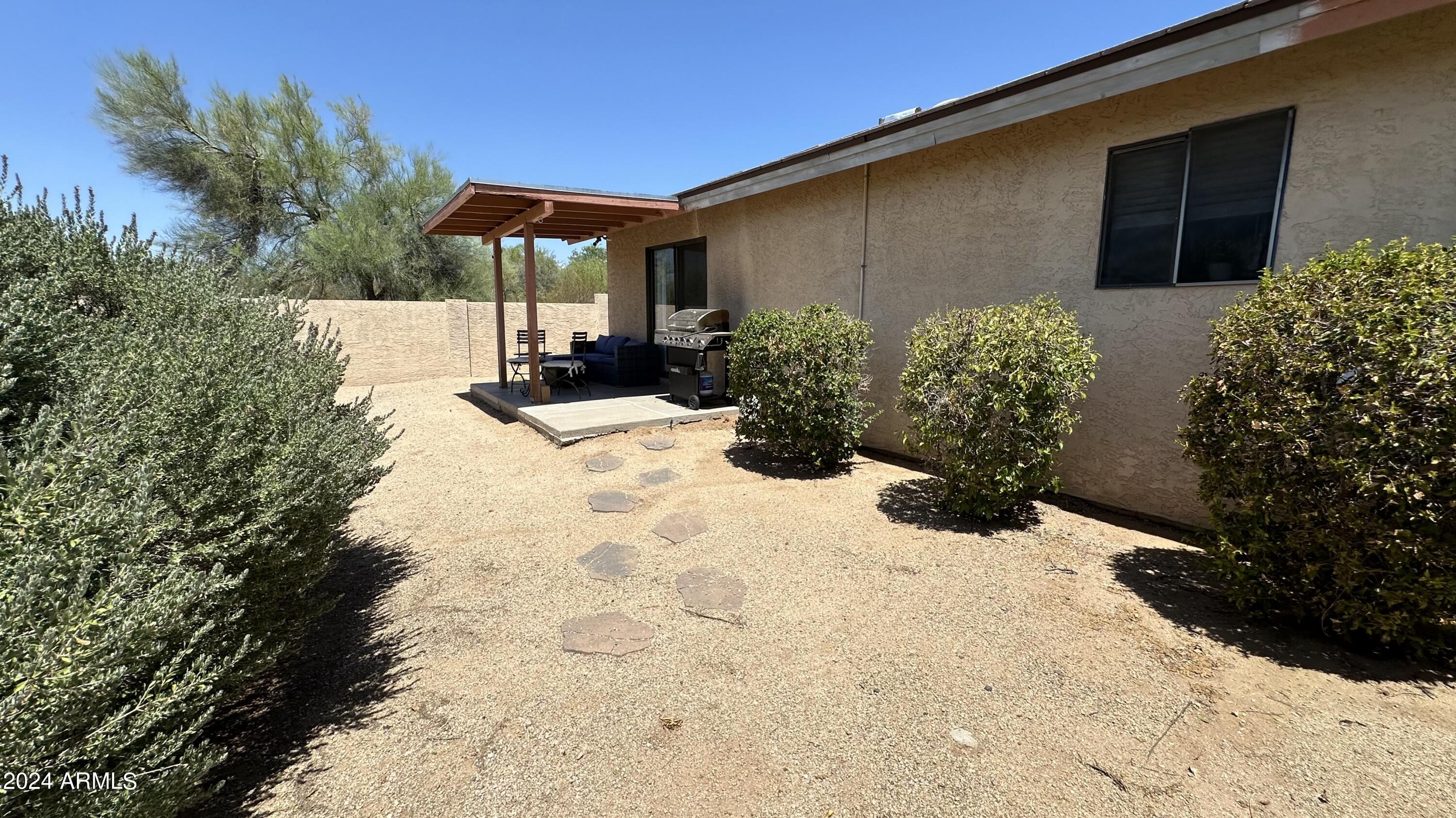 6203 E DESERT VISTA Trail