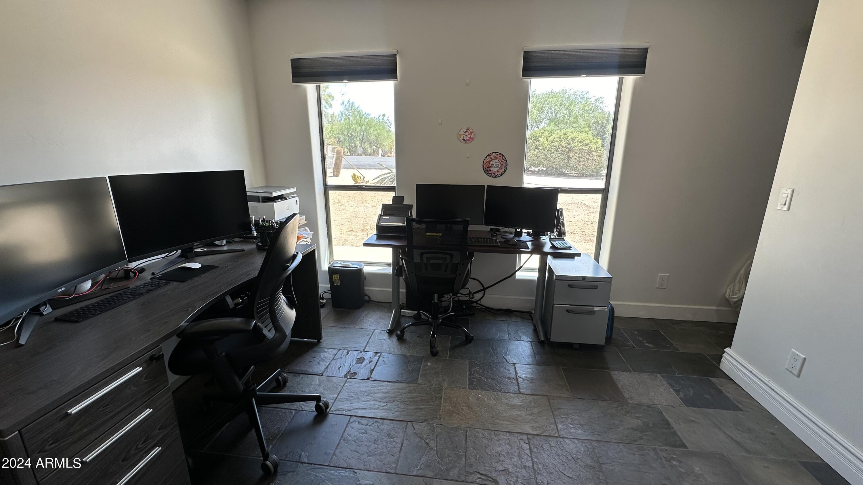 6203 E DESERT VISTA Trail