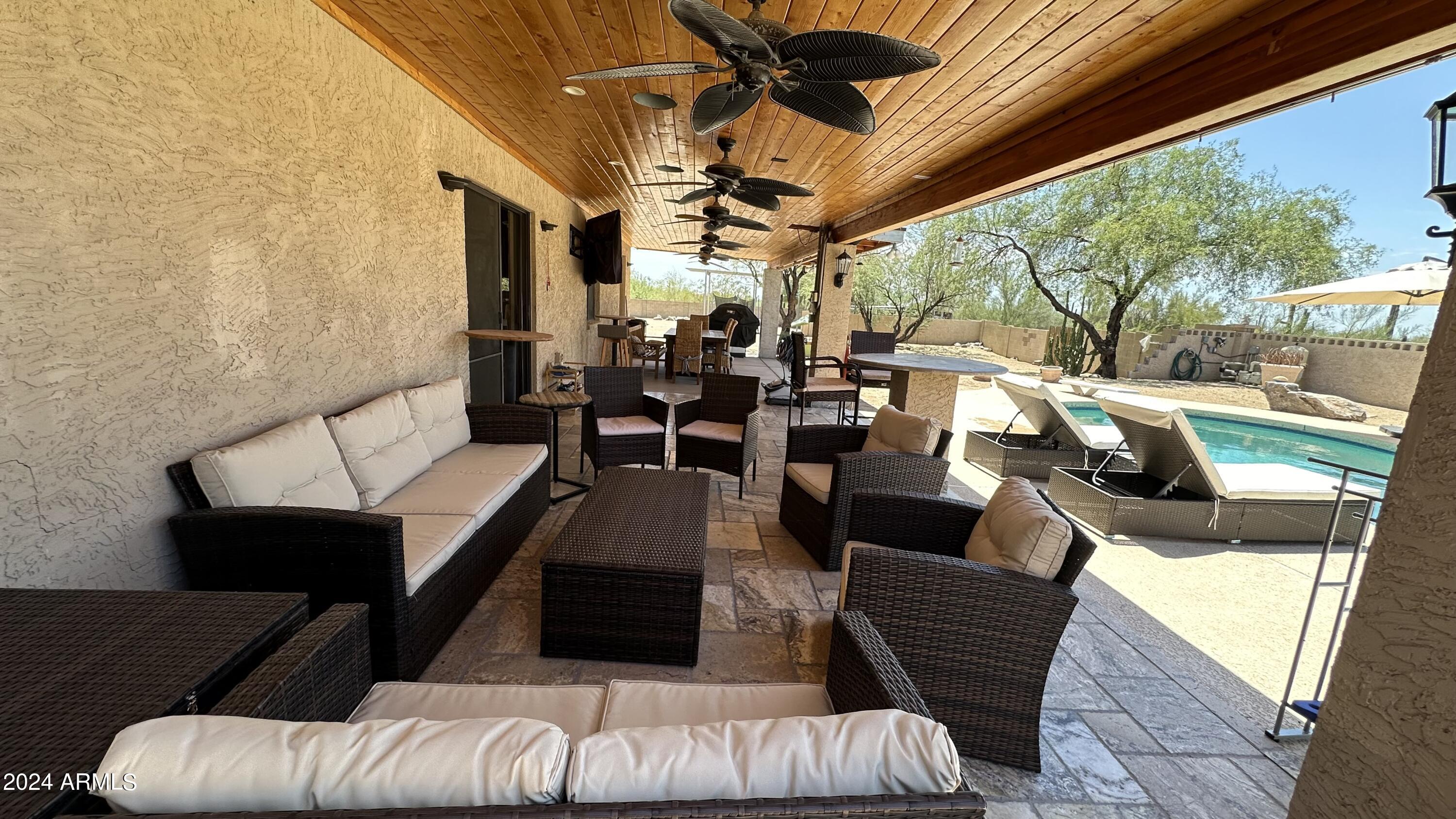 6203 E DESERT VISTA Trail