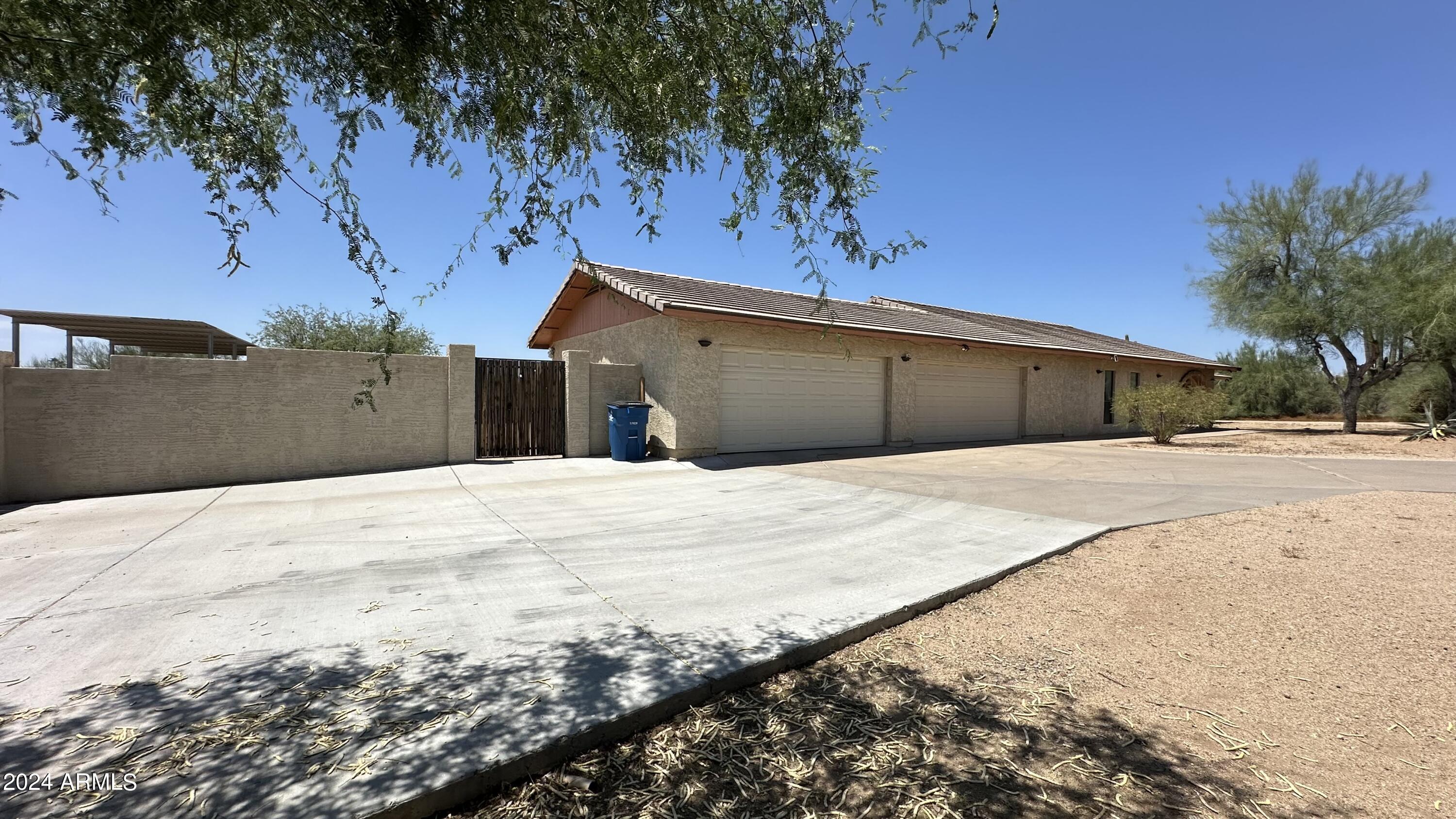 6203 E DESERT VISTA Trail