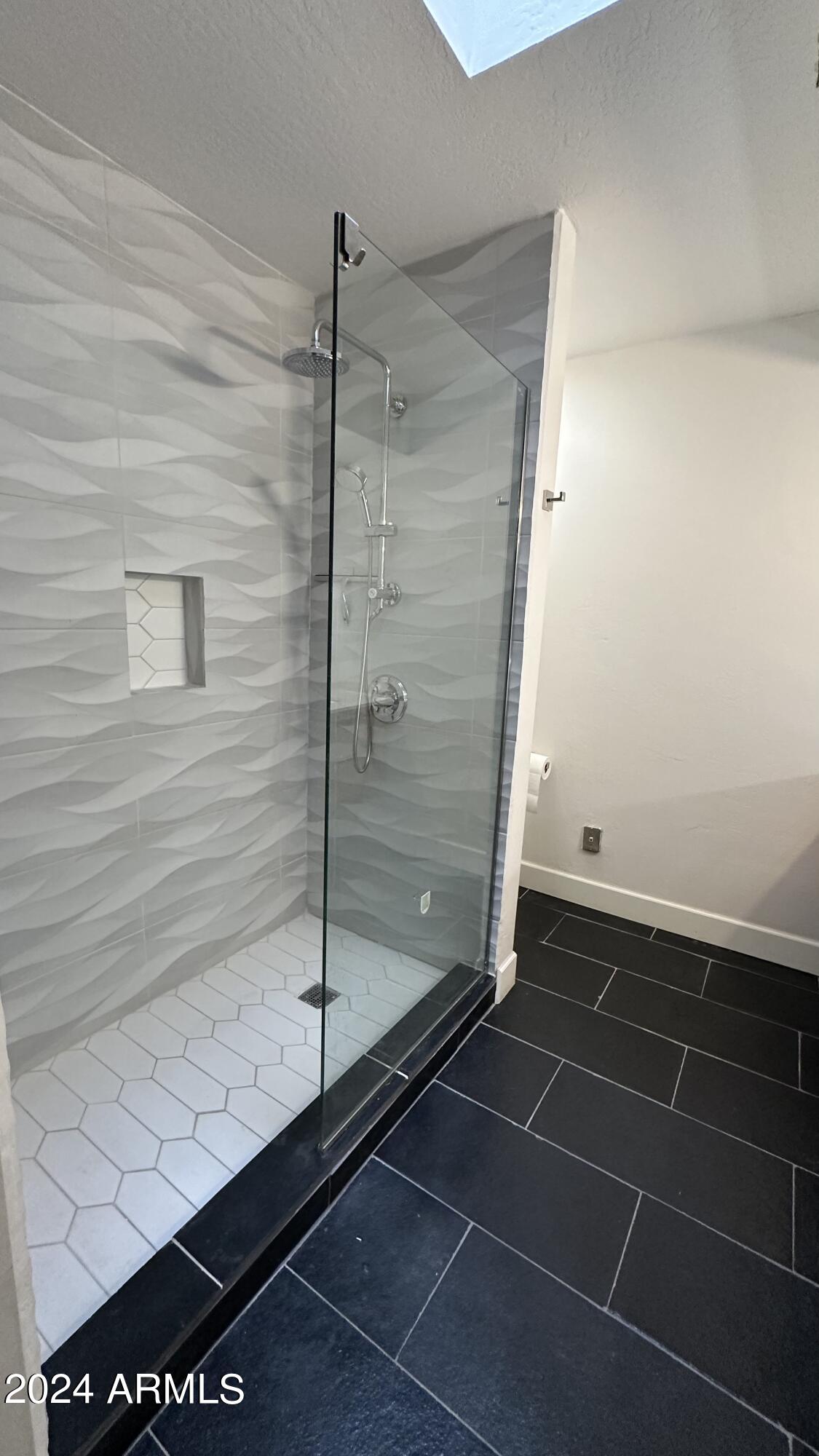 6203 E DESERT VISTA Trail