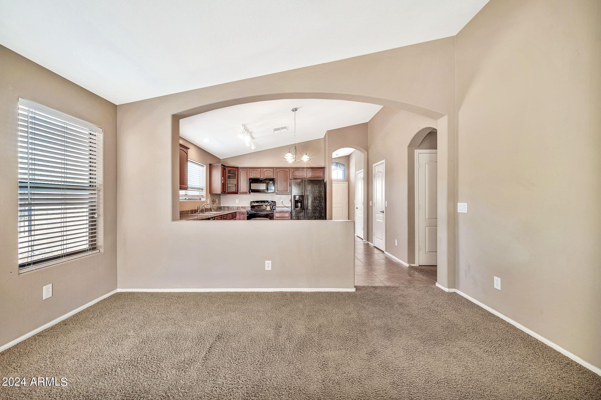 9725 W CARON Drive