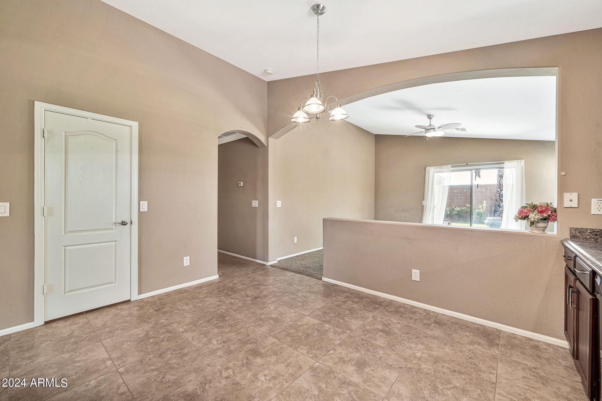 9725 W CARON Drive