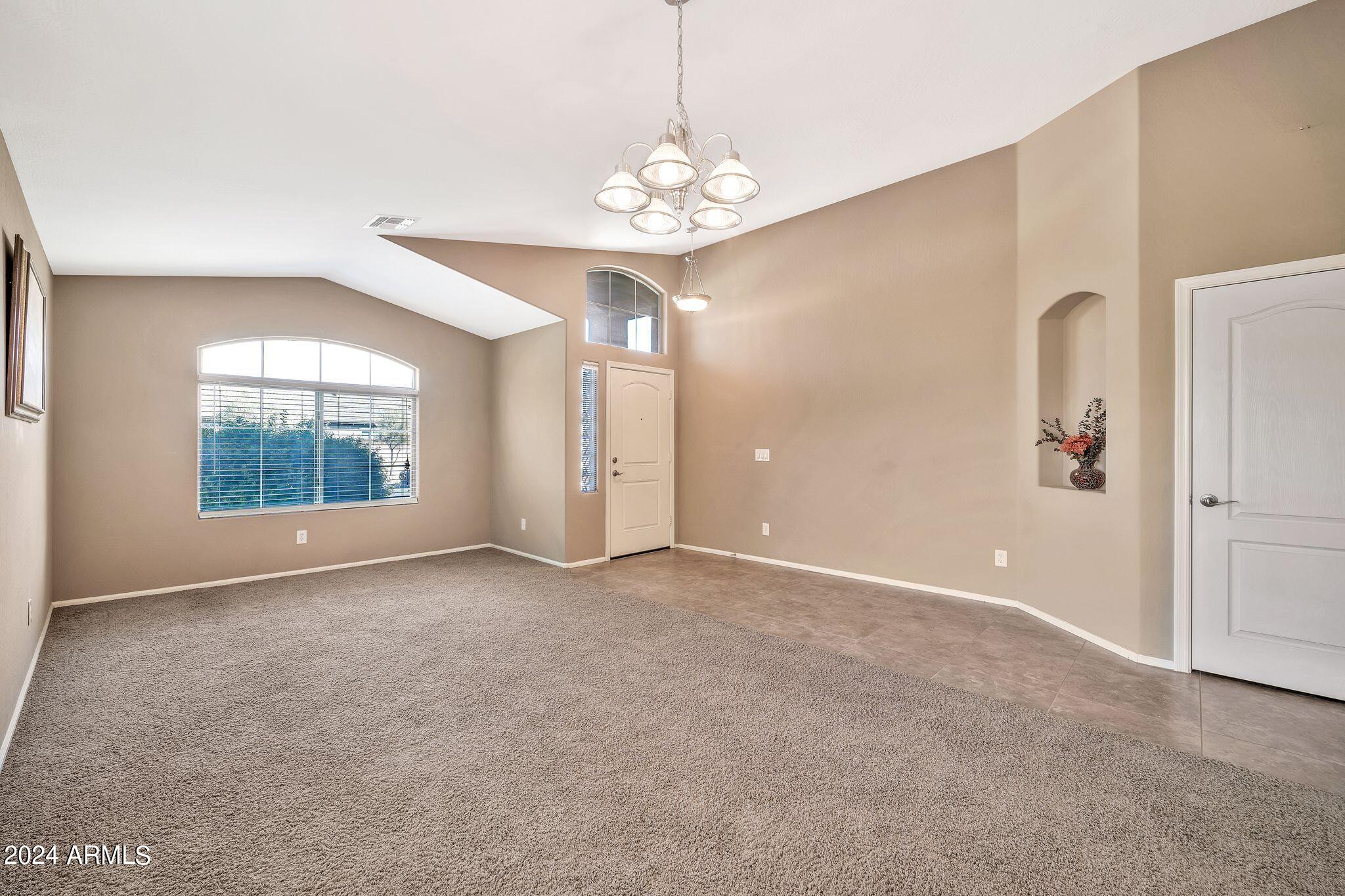 9725 W CARON Drive