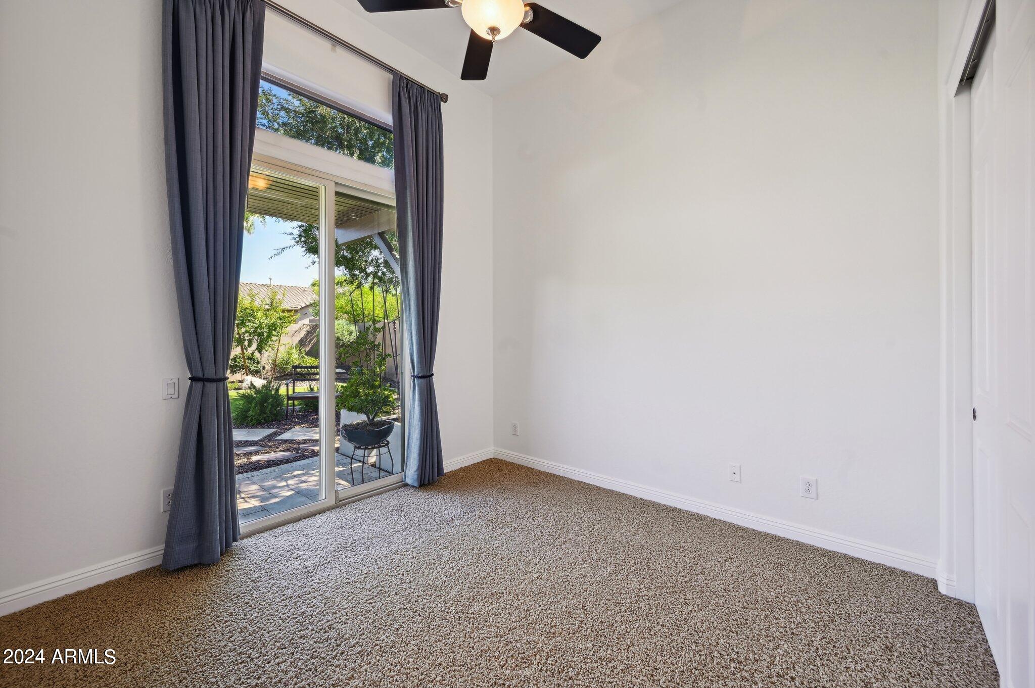 4935 W LARIAT Lane