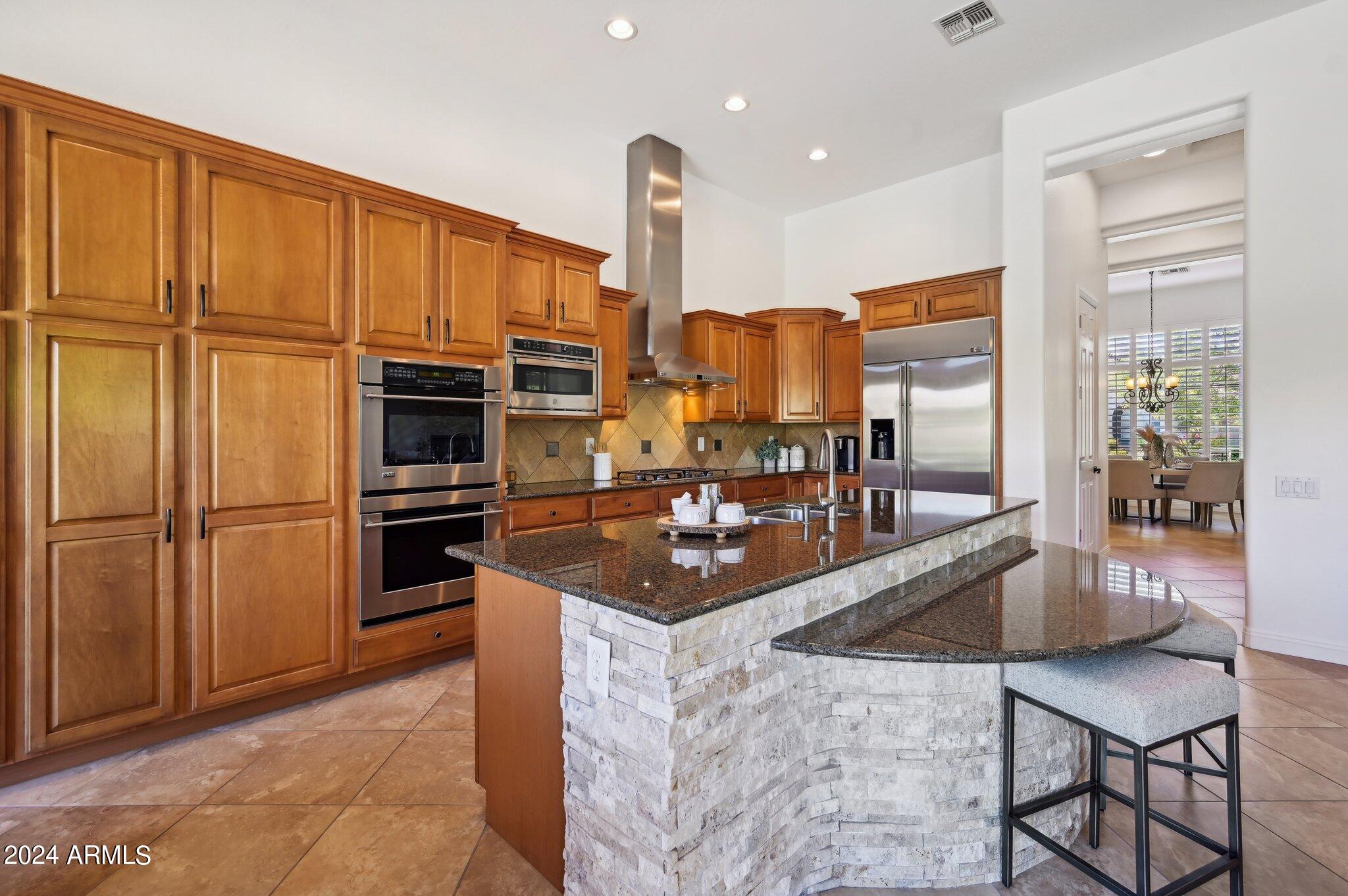4935 W LARIAT Lane