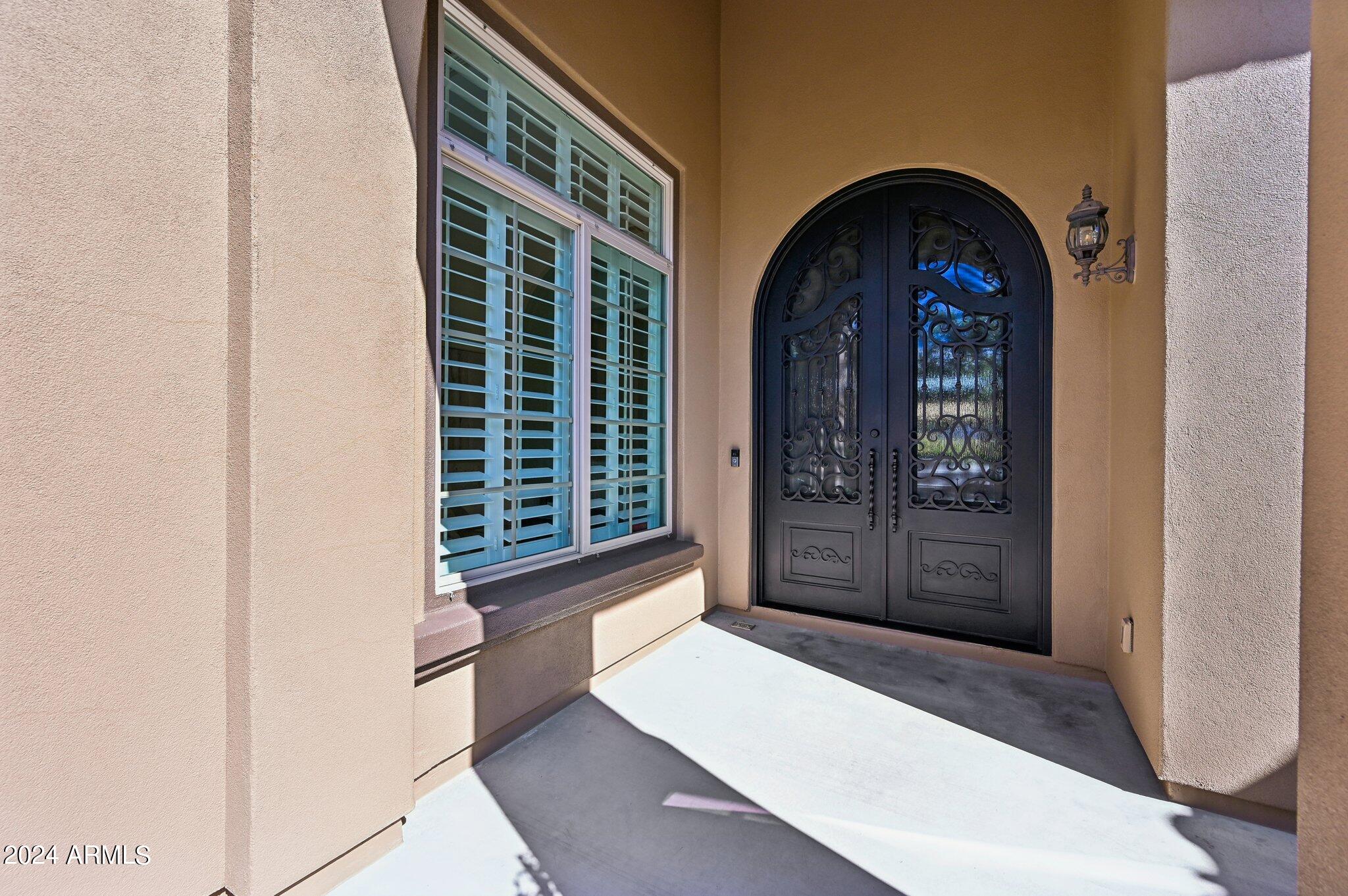4935 W LARIAT Lane