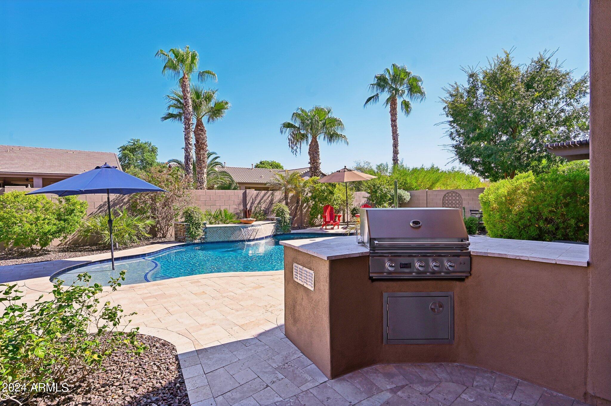 4935 W LARIAT Lane