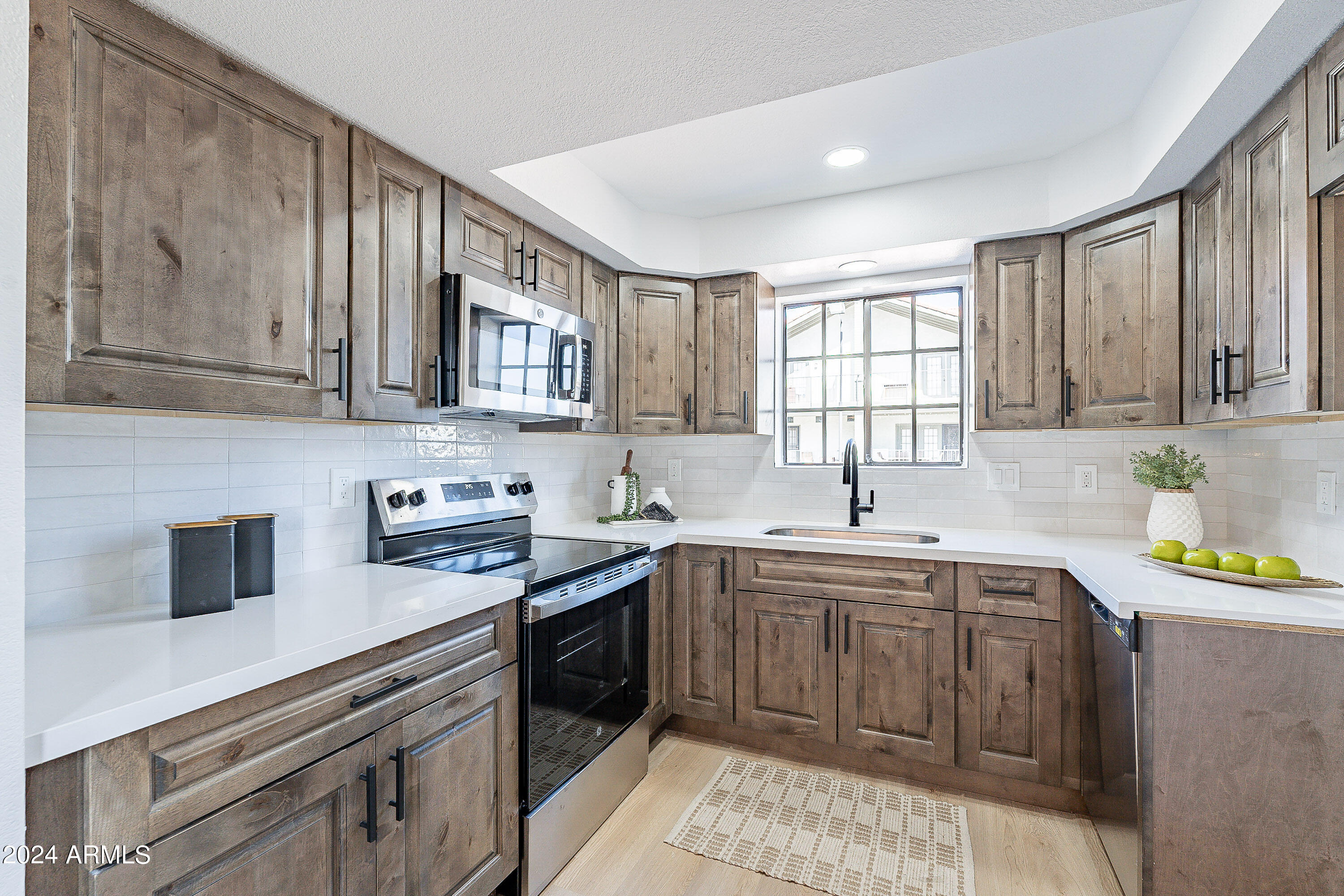 2315 W UNION HILLS Drive # 109