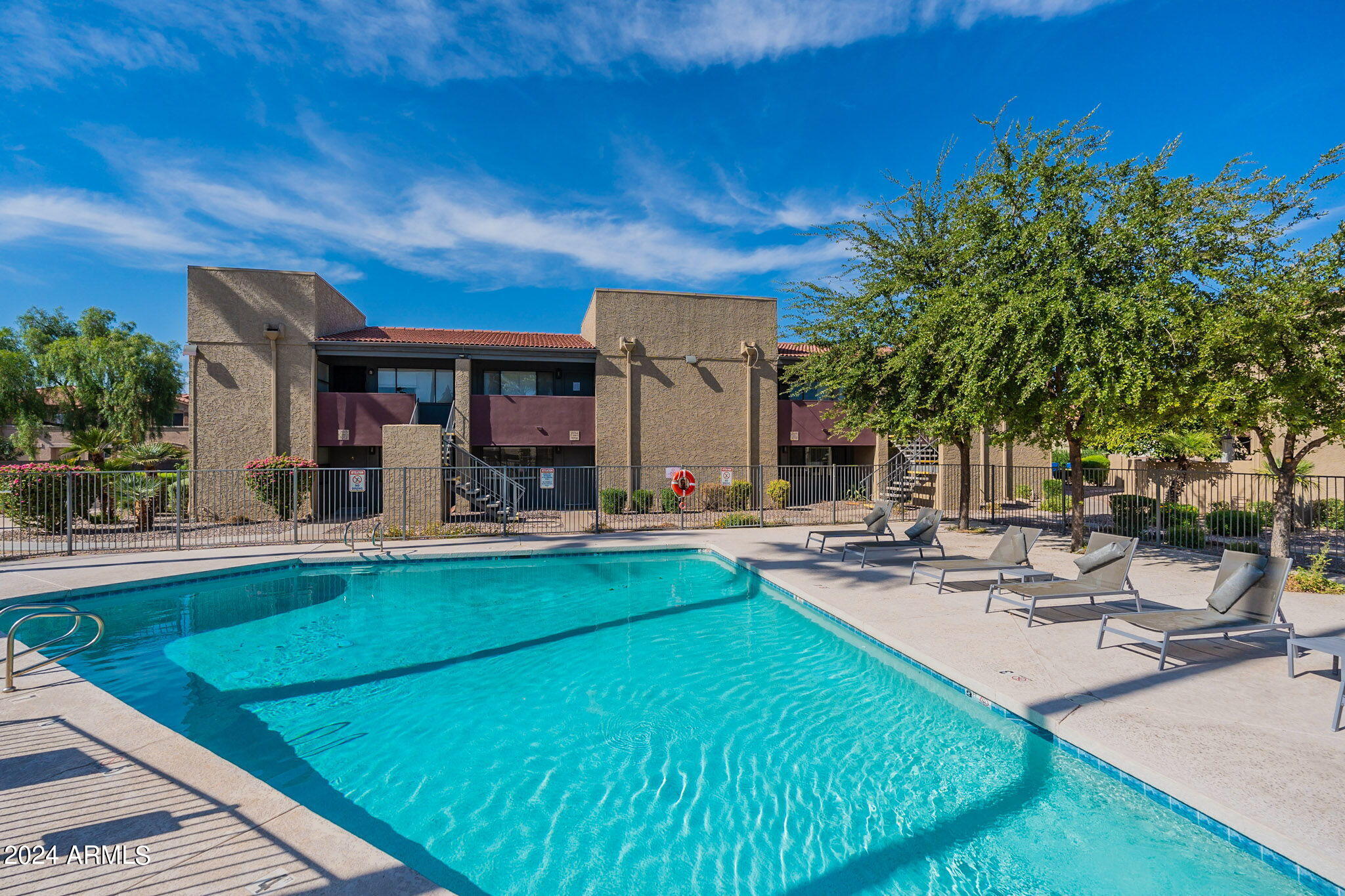 1730 W EMELITA Avenue, 2014