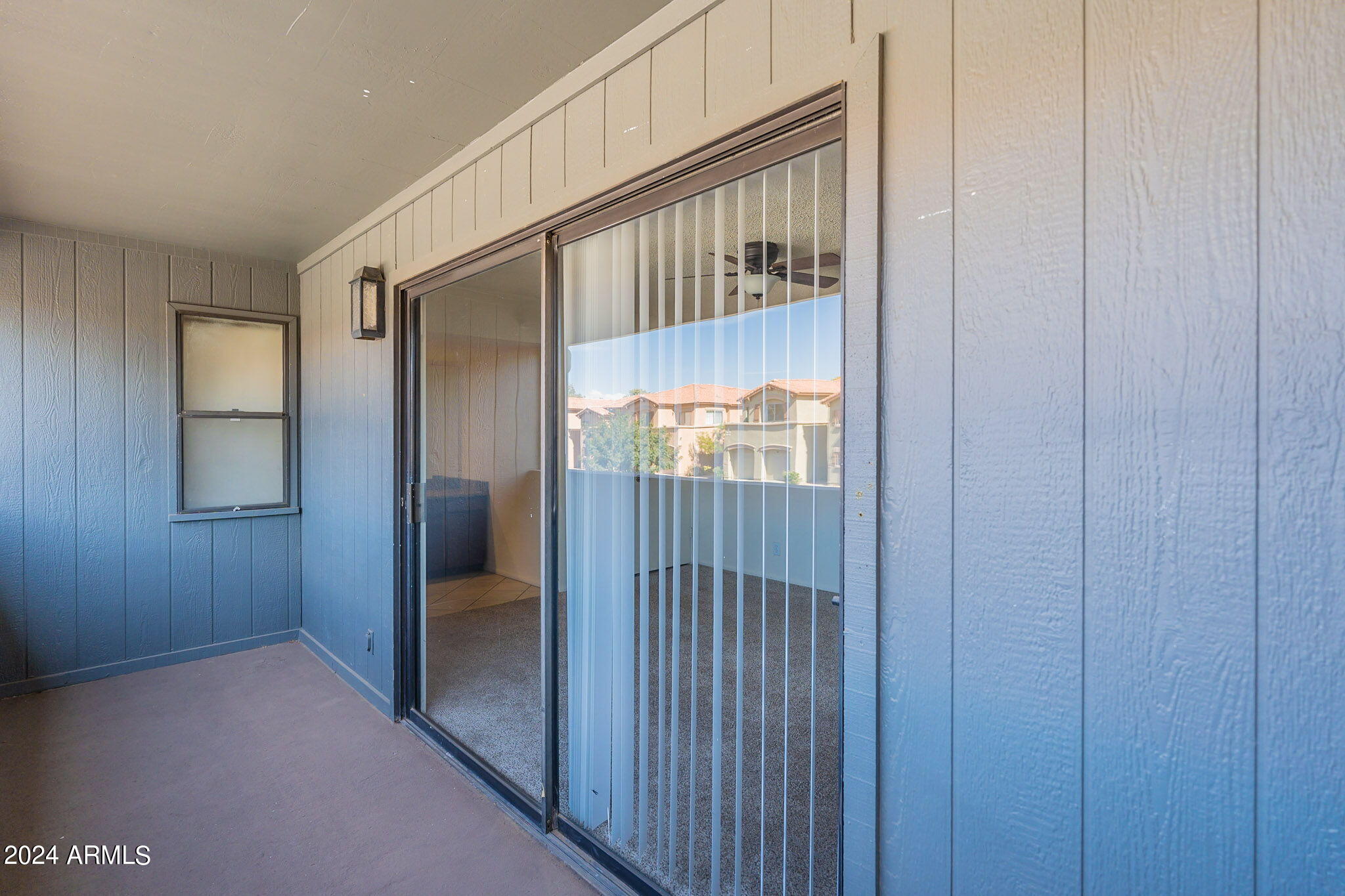 1730 W EMELITA Avenue, 2014