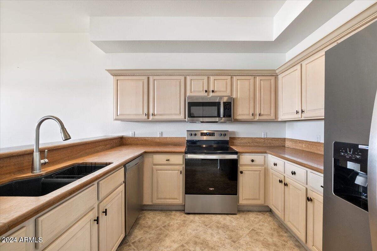 8270 N HAYDEN Road # 1010