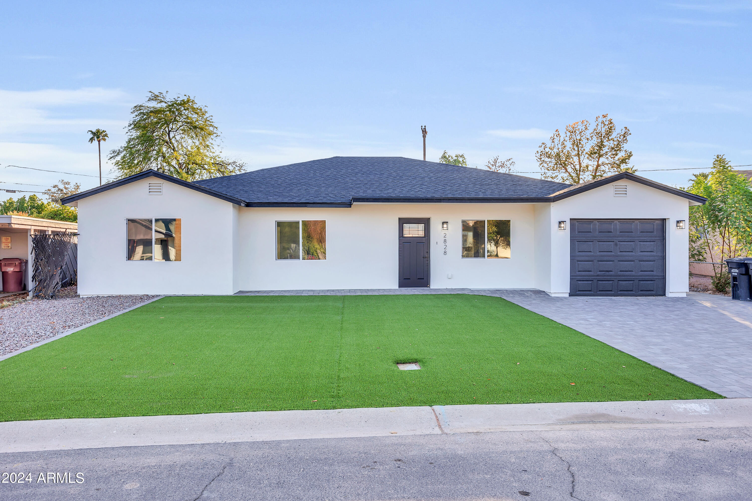 2828 N 71ST Place
