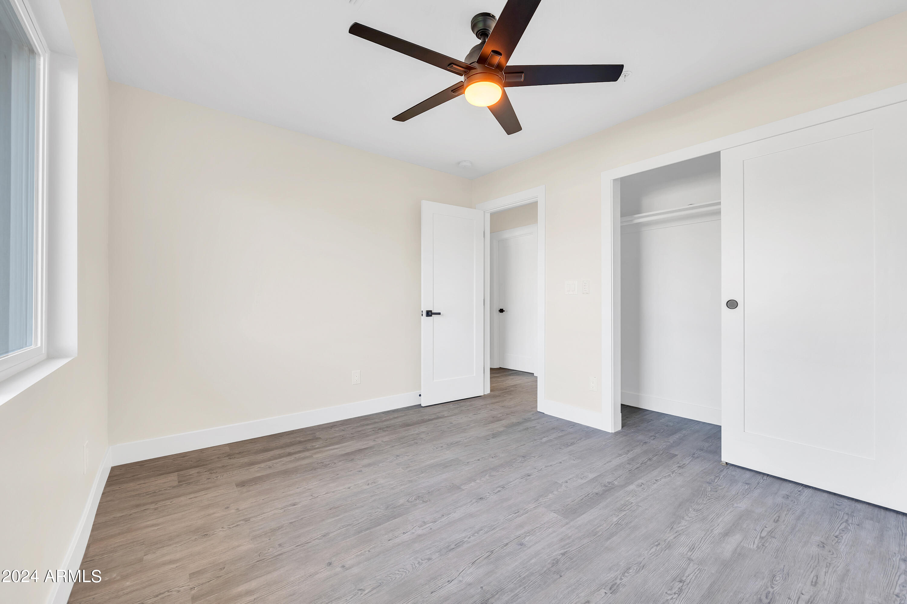2828 N 71ST Place