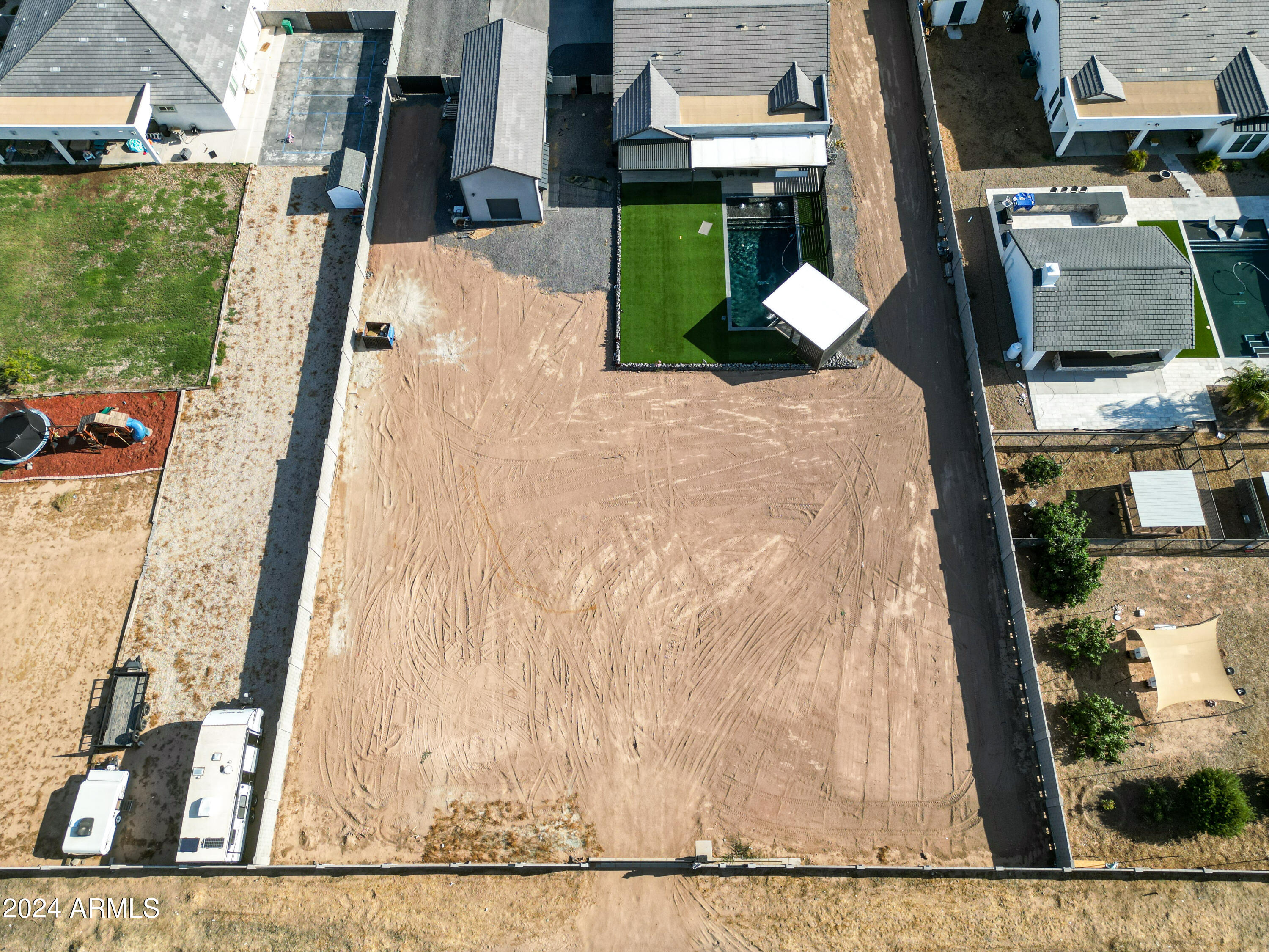 20319 E ORCHARD Lane