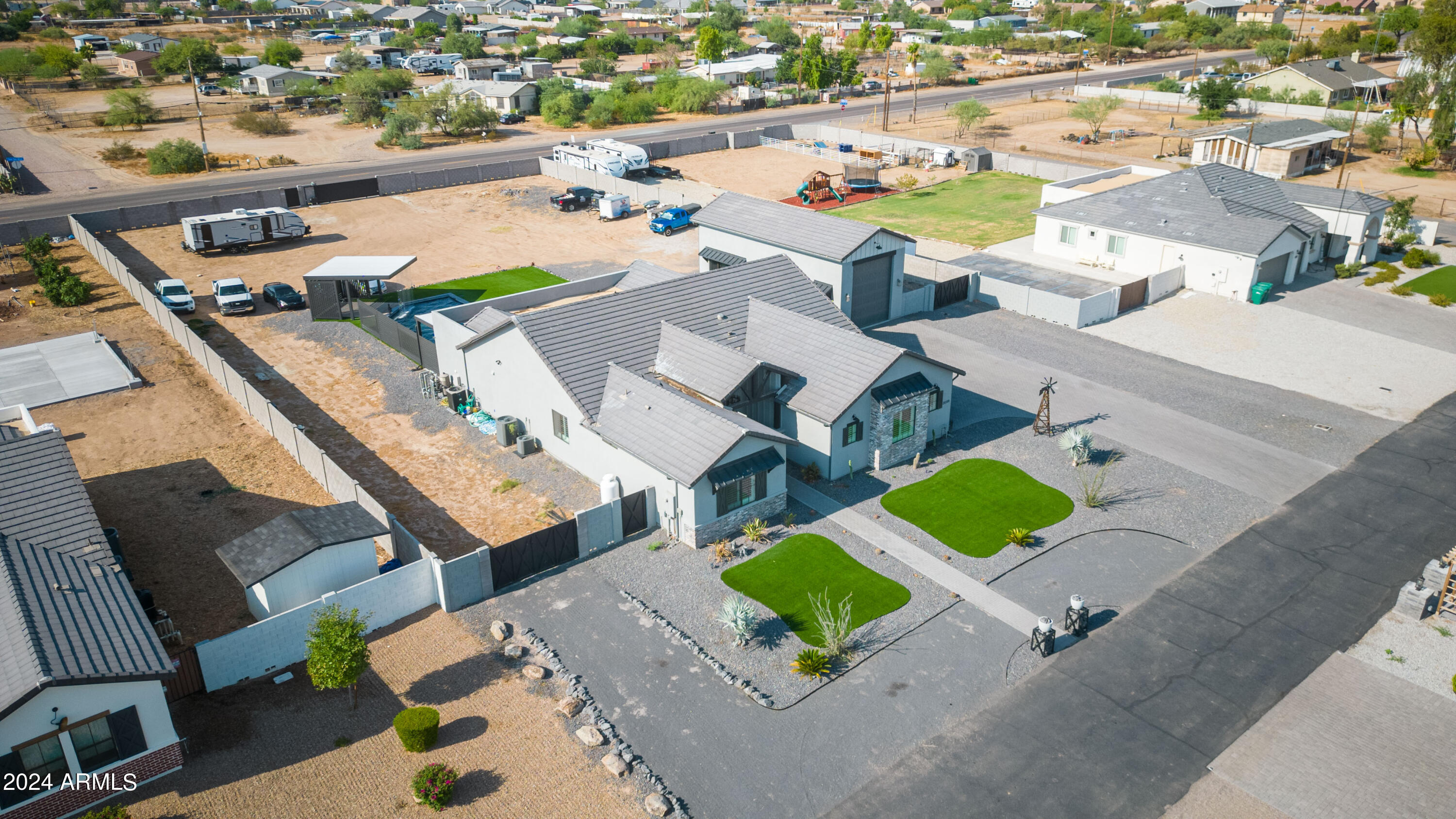 20319 E ORCHARD Lane