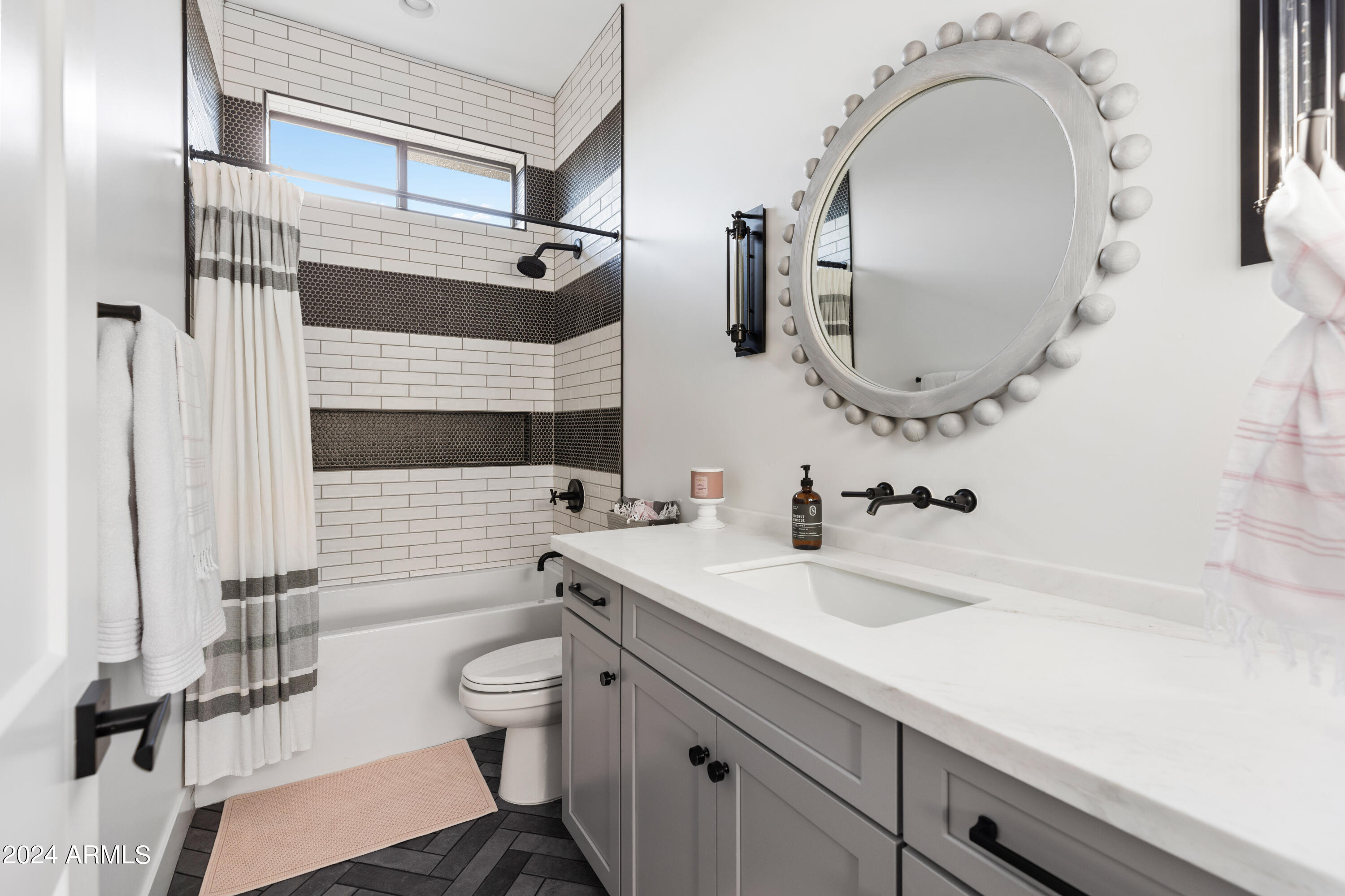 20319 E ORCHARD Lane