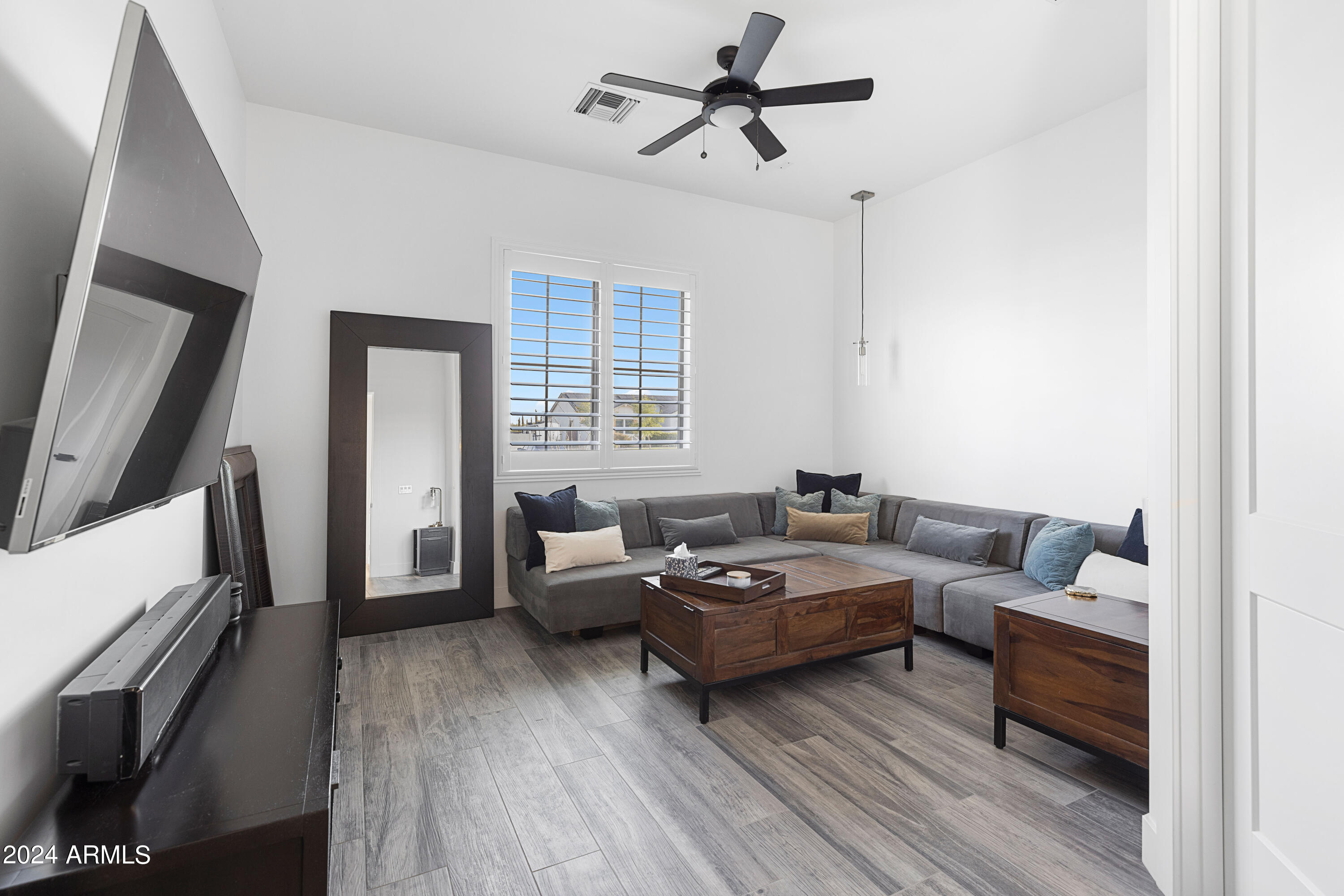 20319 E ORCHARD Lane