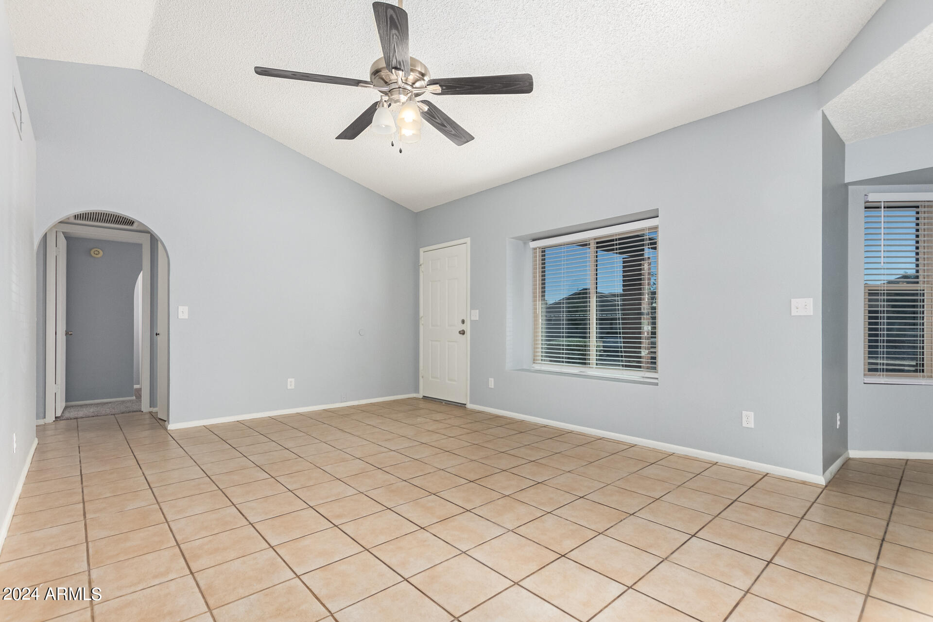 1055 N RECKER Road # 1189