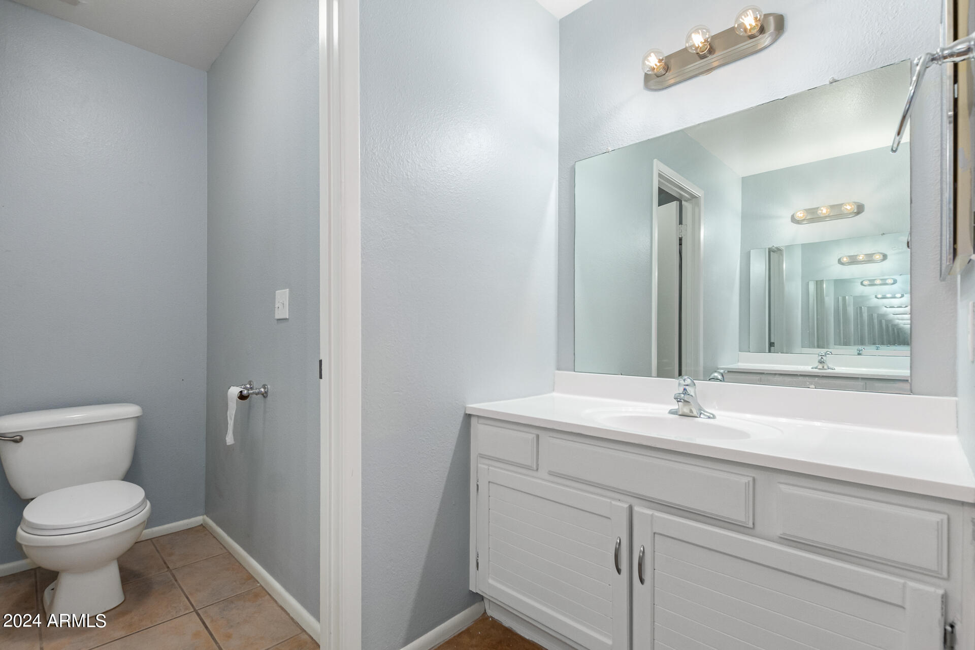 1055 N RECKER Road # 1189