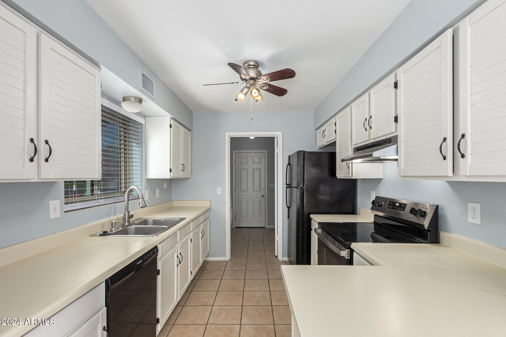 1055 N RECKER Road # 1189