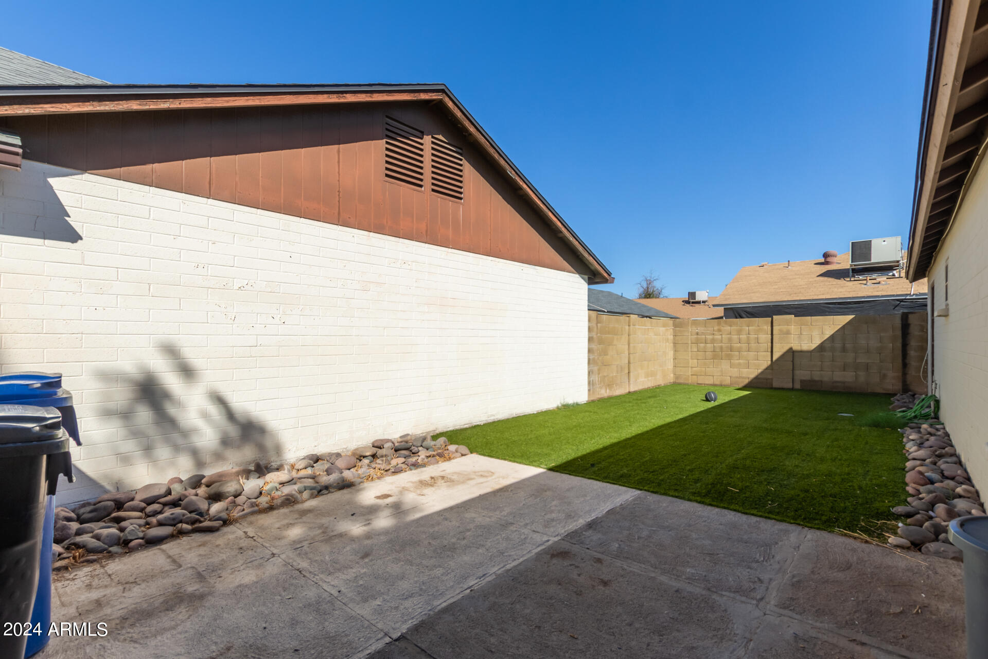 1055 N RECKER Road # 1189