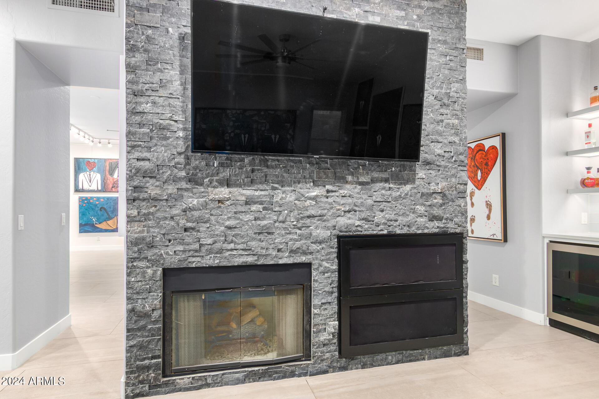 265 W MOUNTAIN SKY Avenue