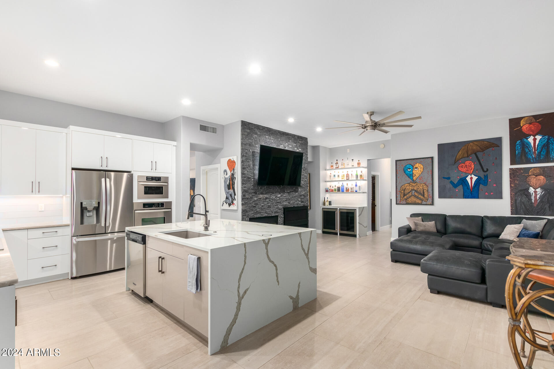 265 W MOUNTAIN SKY Avenue