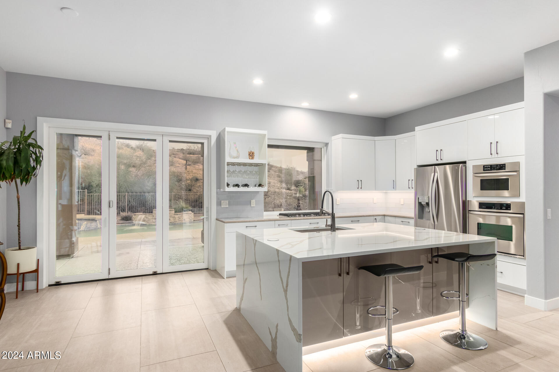 265 W MOUNTAIN SKY Avenue