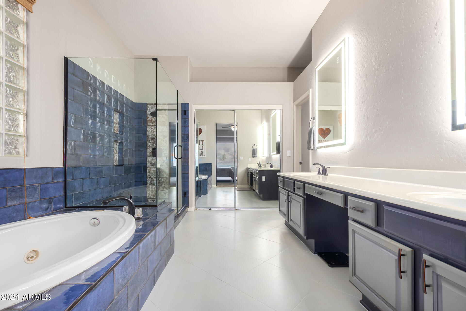 265 W MOUNTAIN SKY Avenue