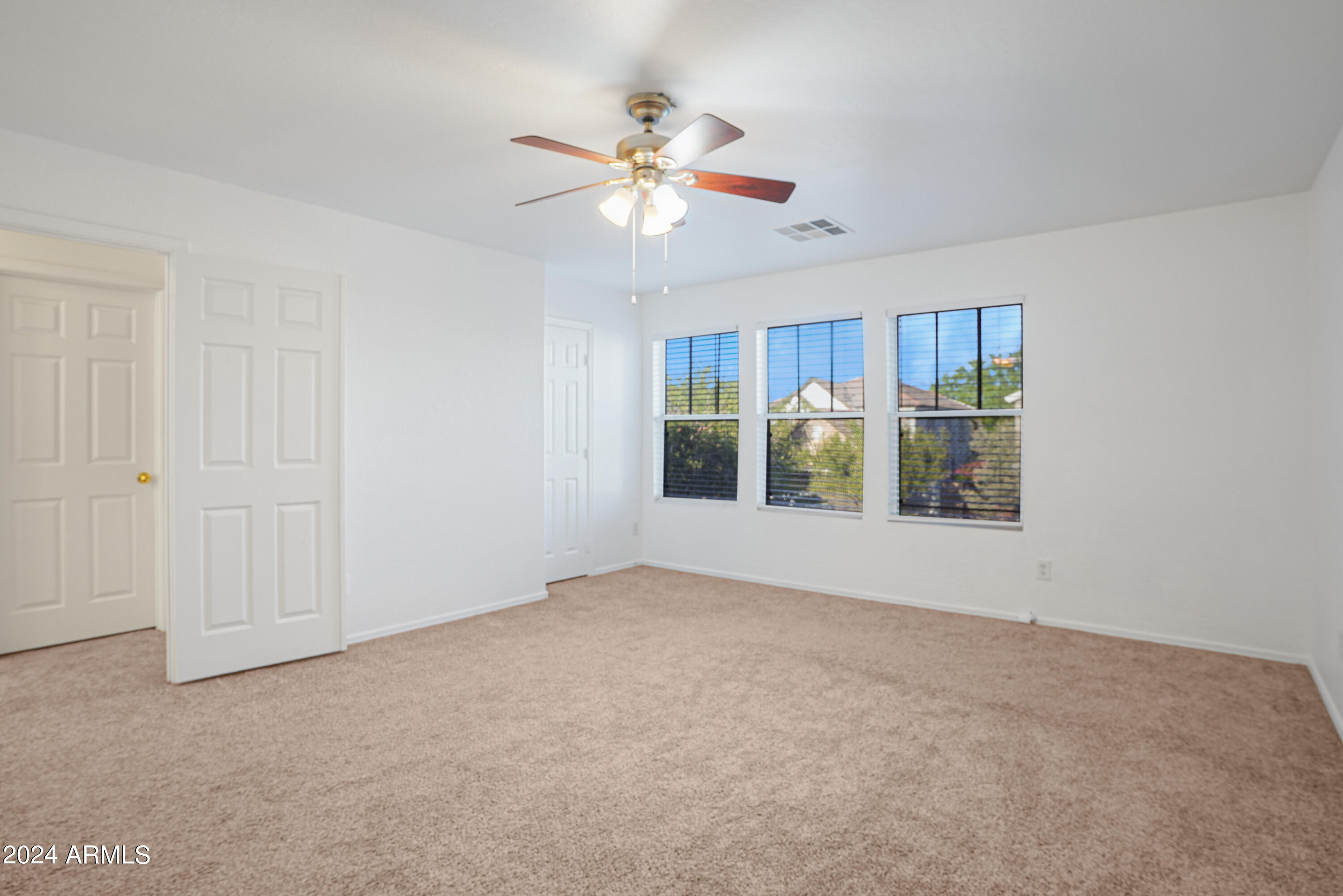 11748 N 148TH Avenue