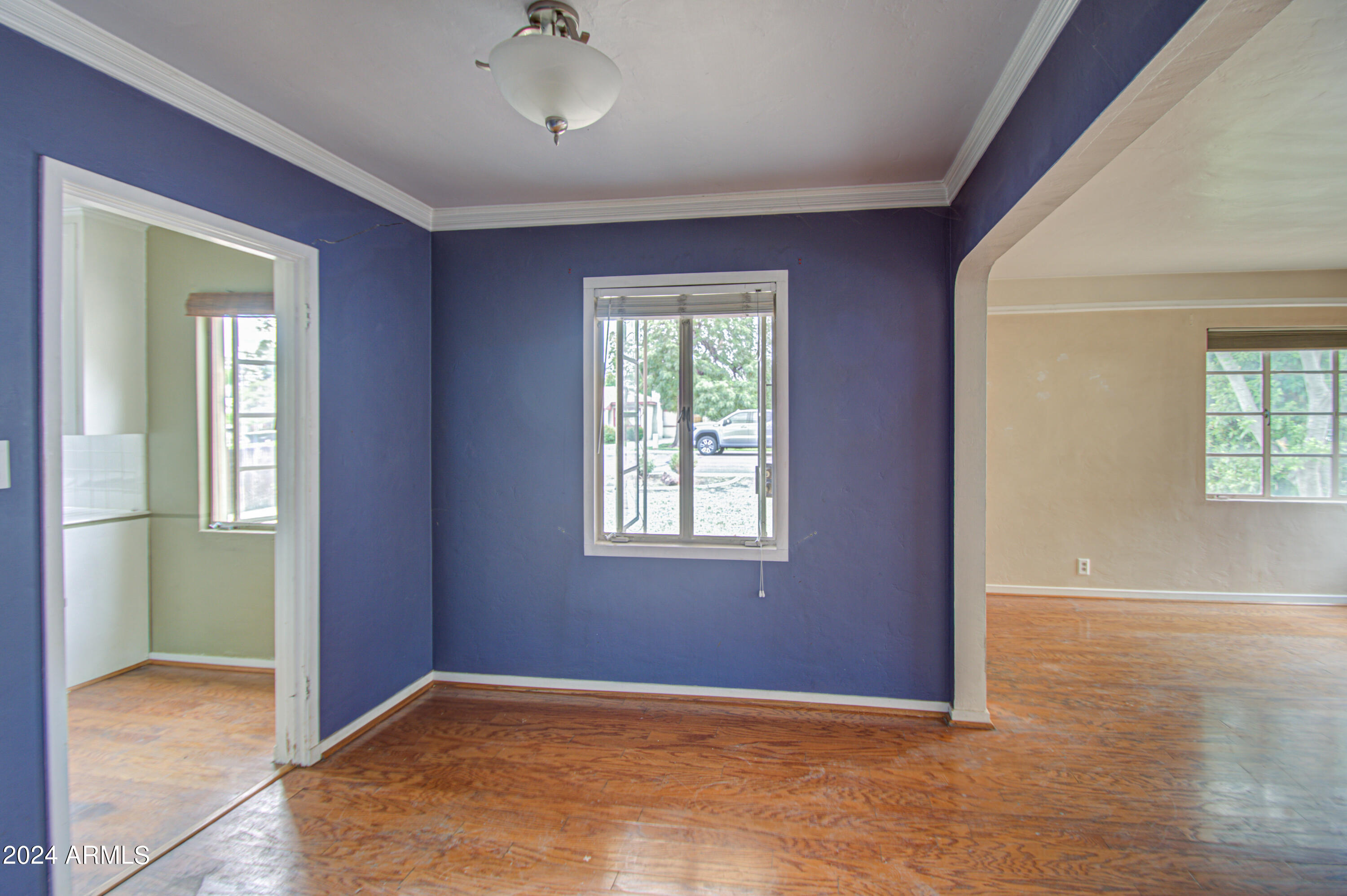 1114 W HEATHERBRAE Drive