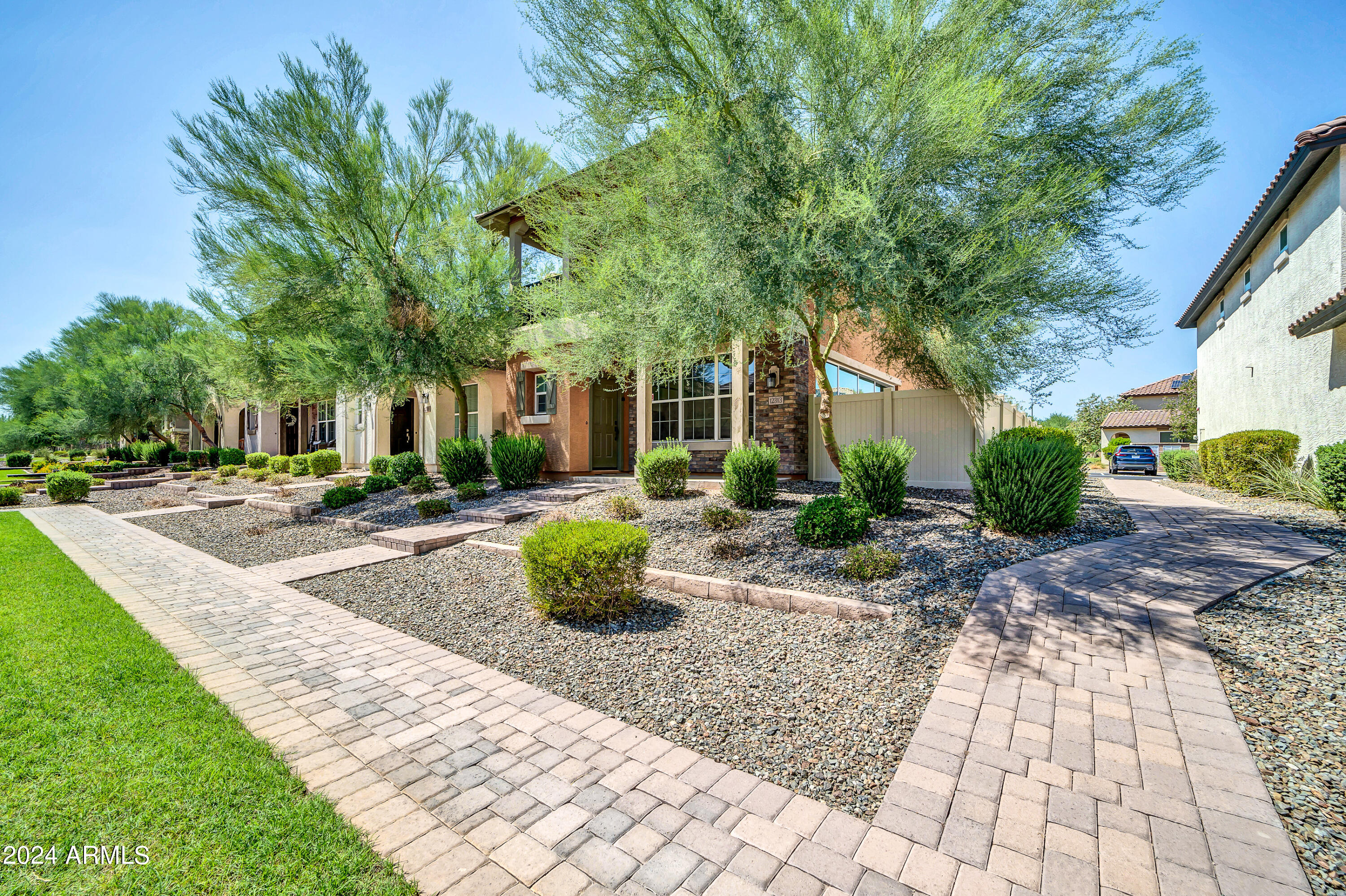 12313 W ESSIG Way
