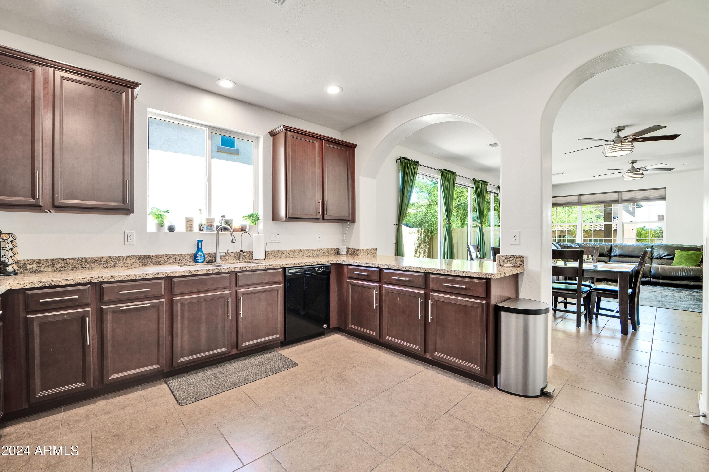 12313 W ESSIG Way