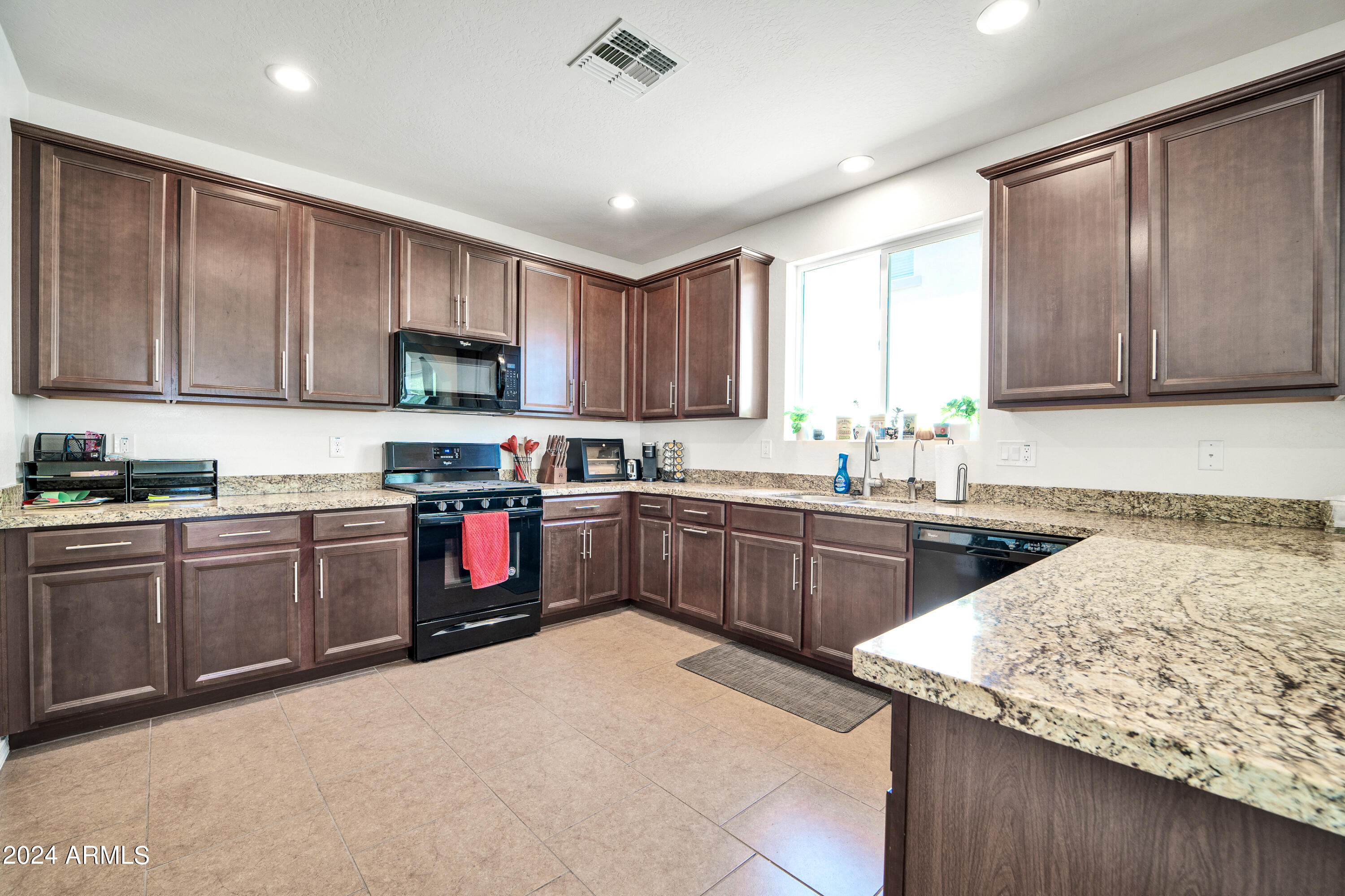 12313 W ESSIG Way