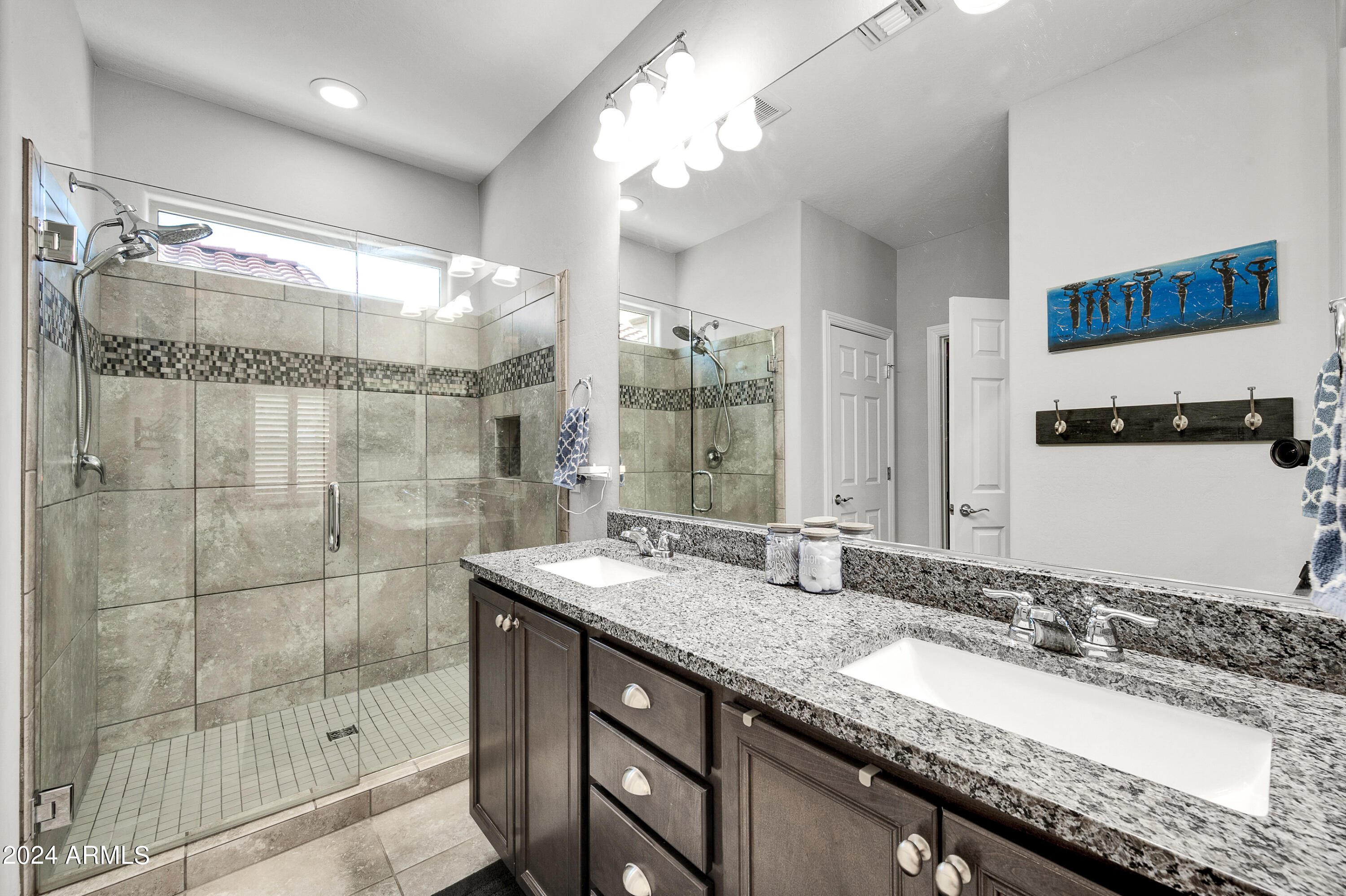 10825 E TRIPOLI Avenue