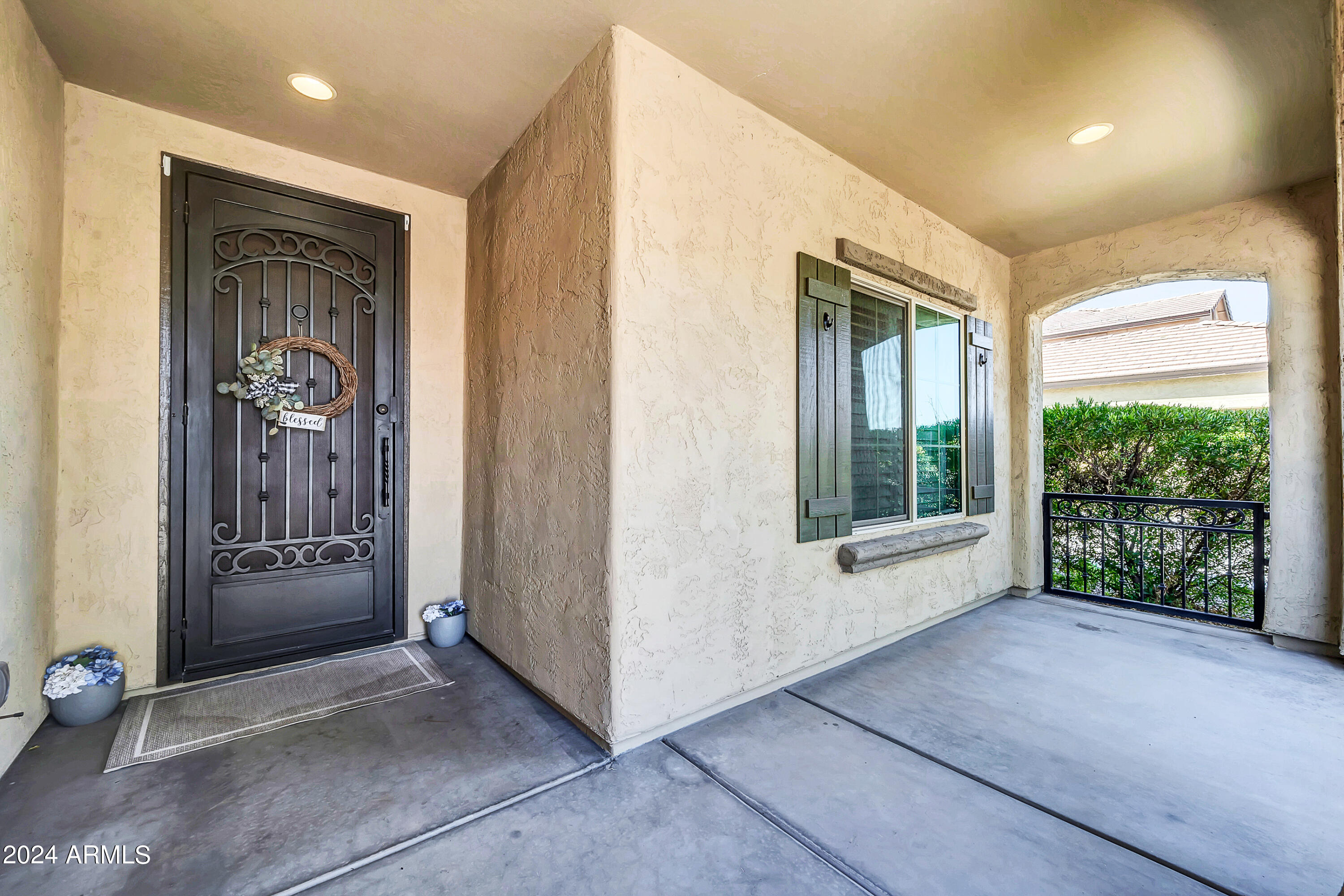 10825 E TRIPOLI Avenue