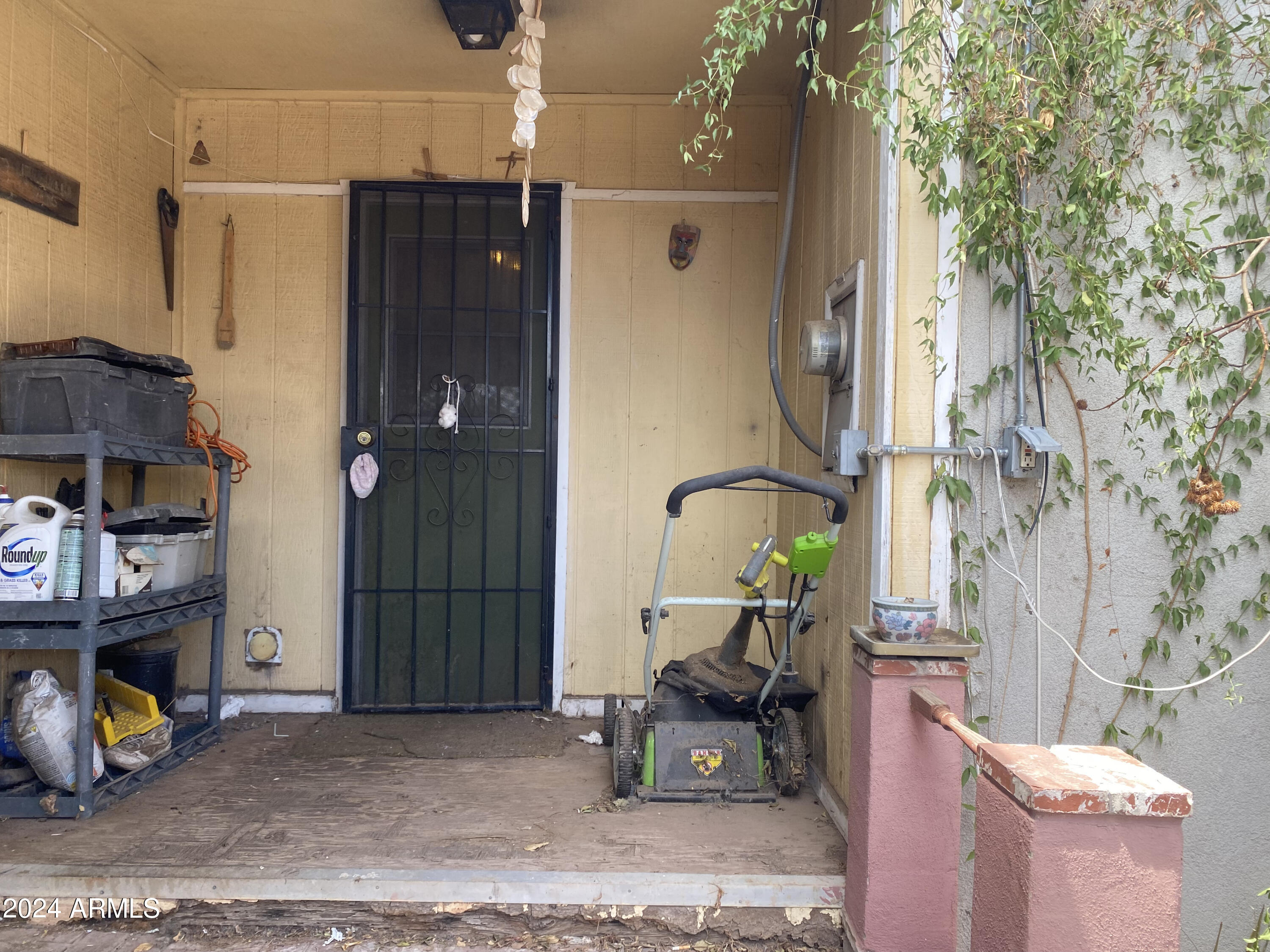 1509 E WILLETTA Street