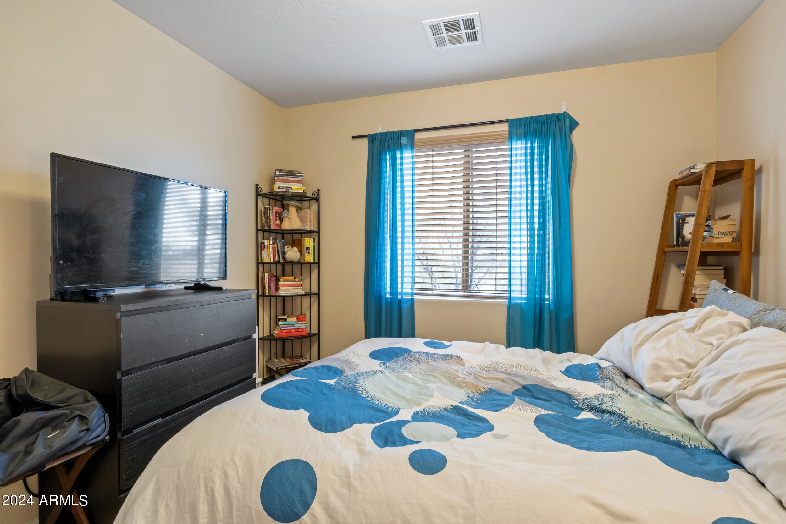 17405 W MANDALAY Lane