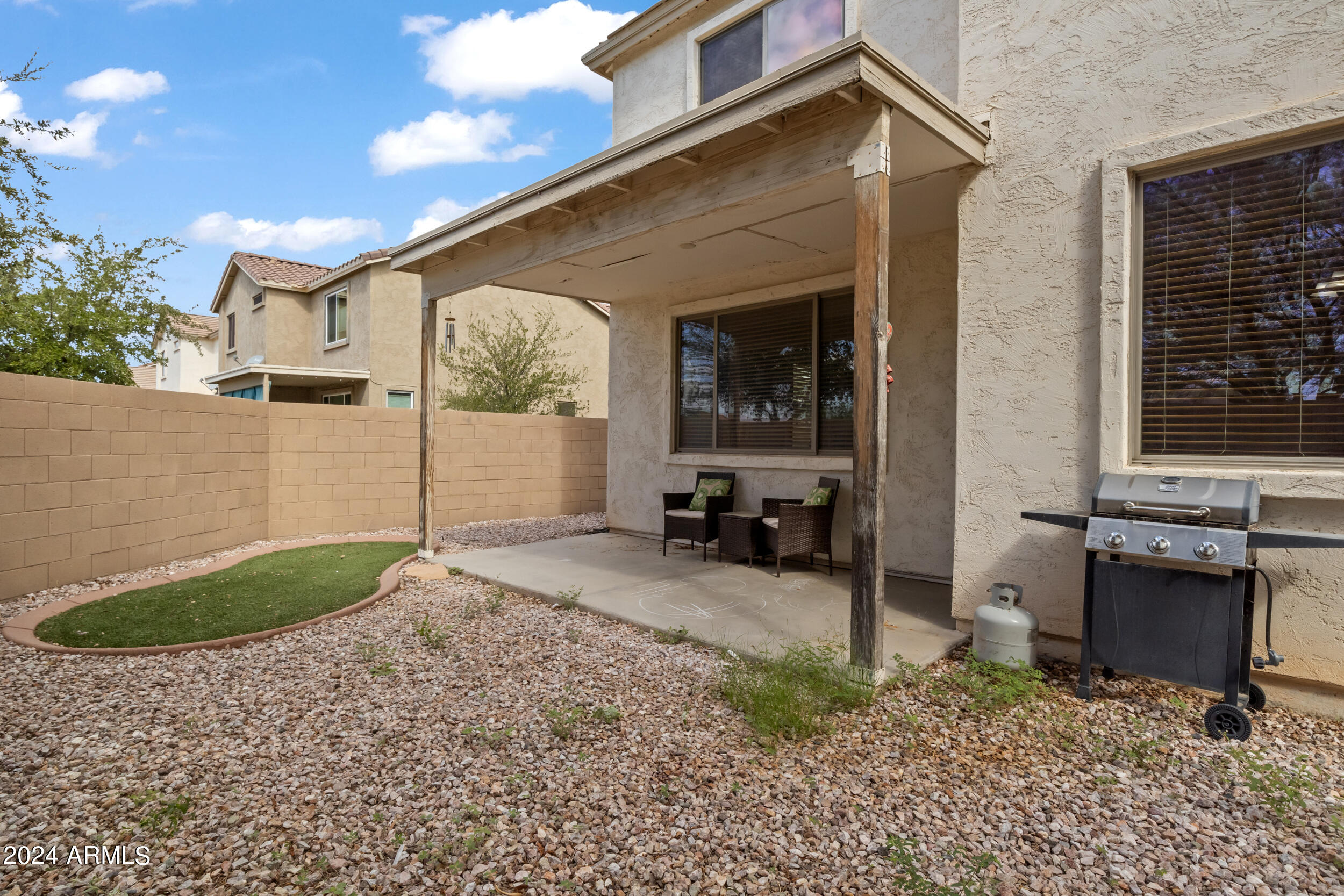 17405 W MANDALAY Lane