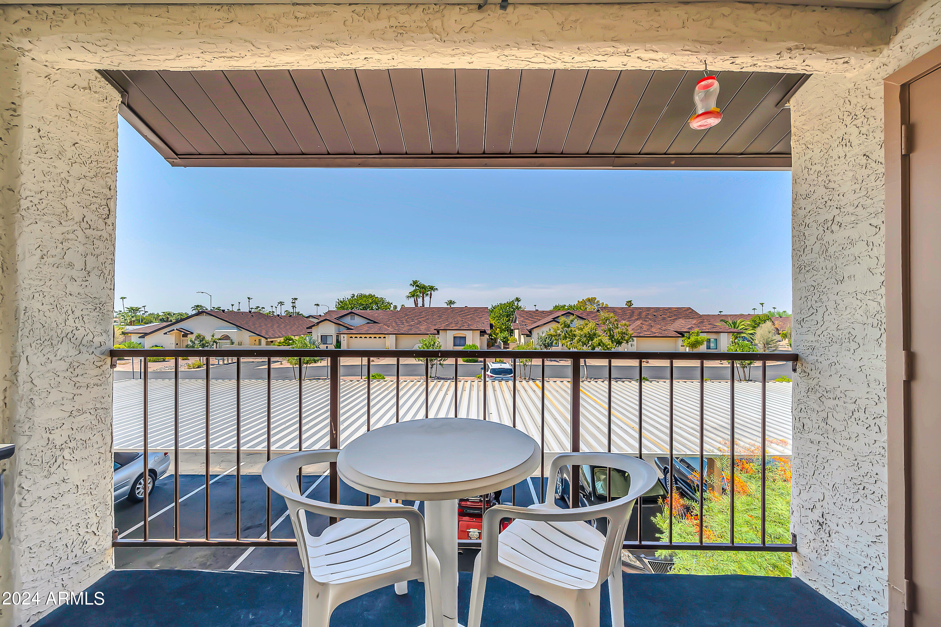 5518 E LINDSTROM Lane # 2022