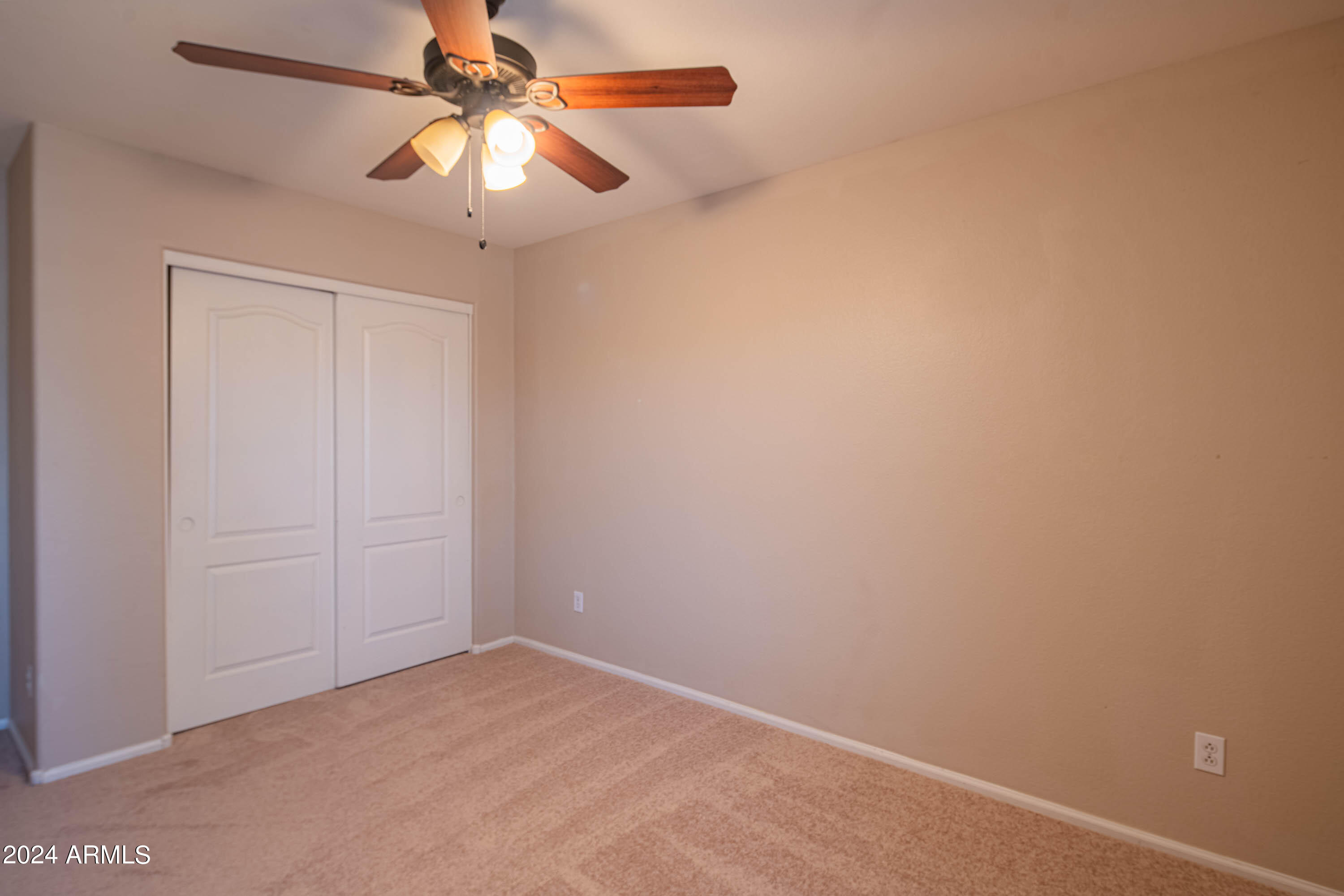 2508 W RUNNING DEER Trail