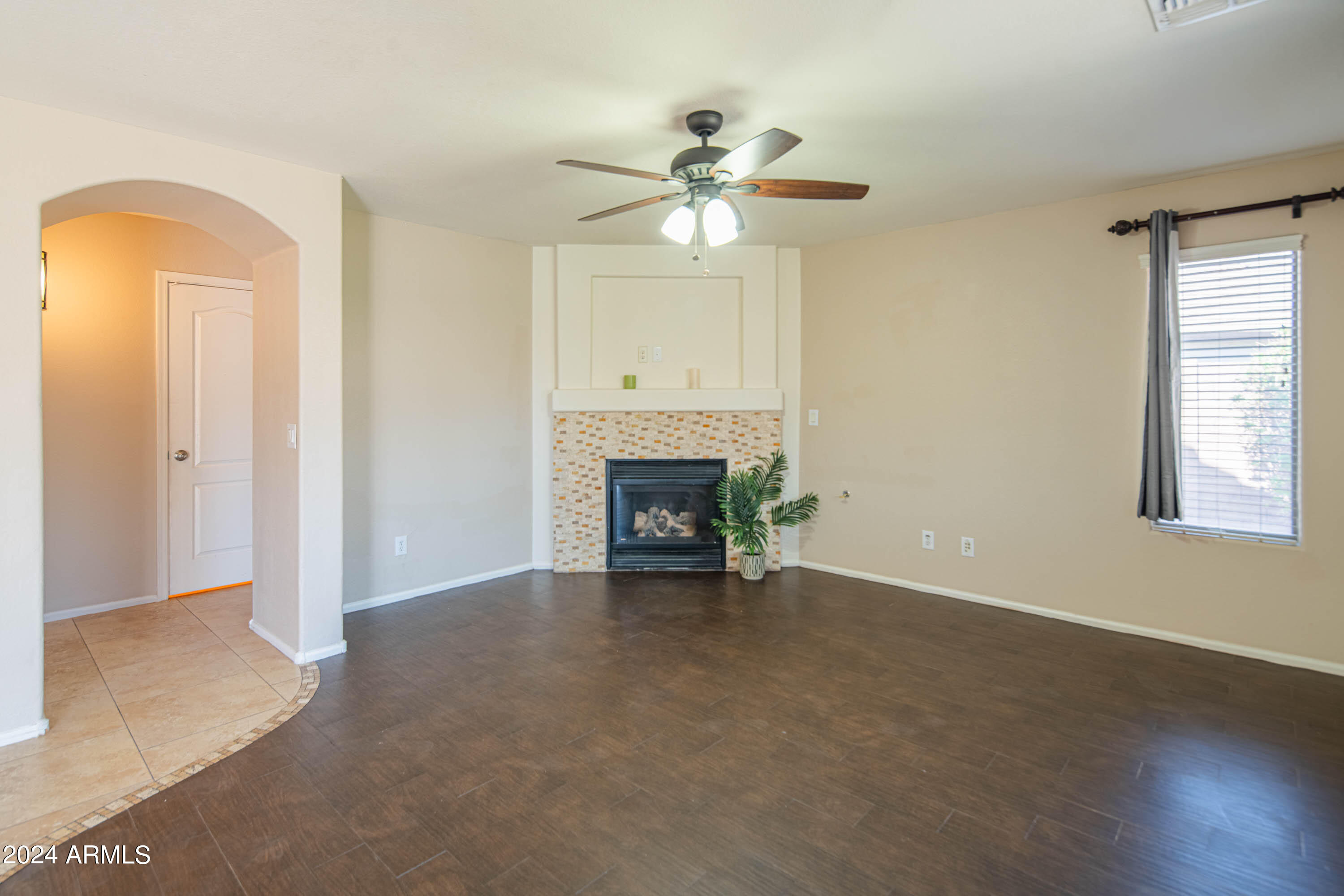 2508 W RUNNING DEER Trail