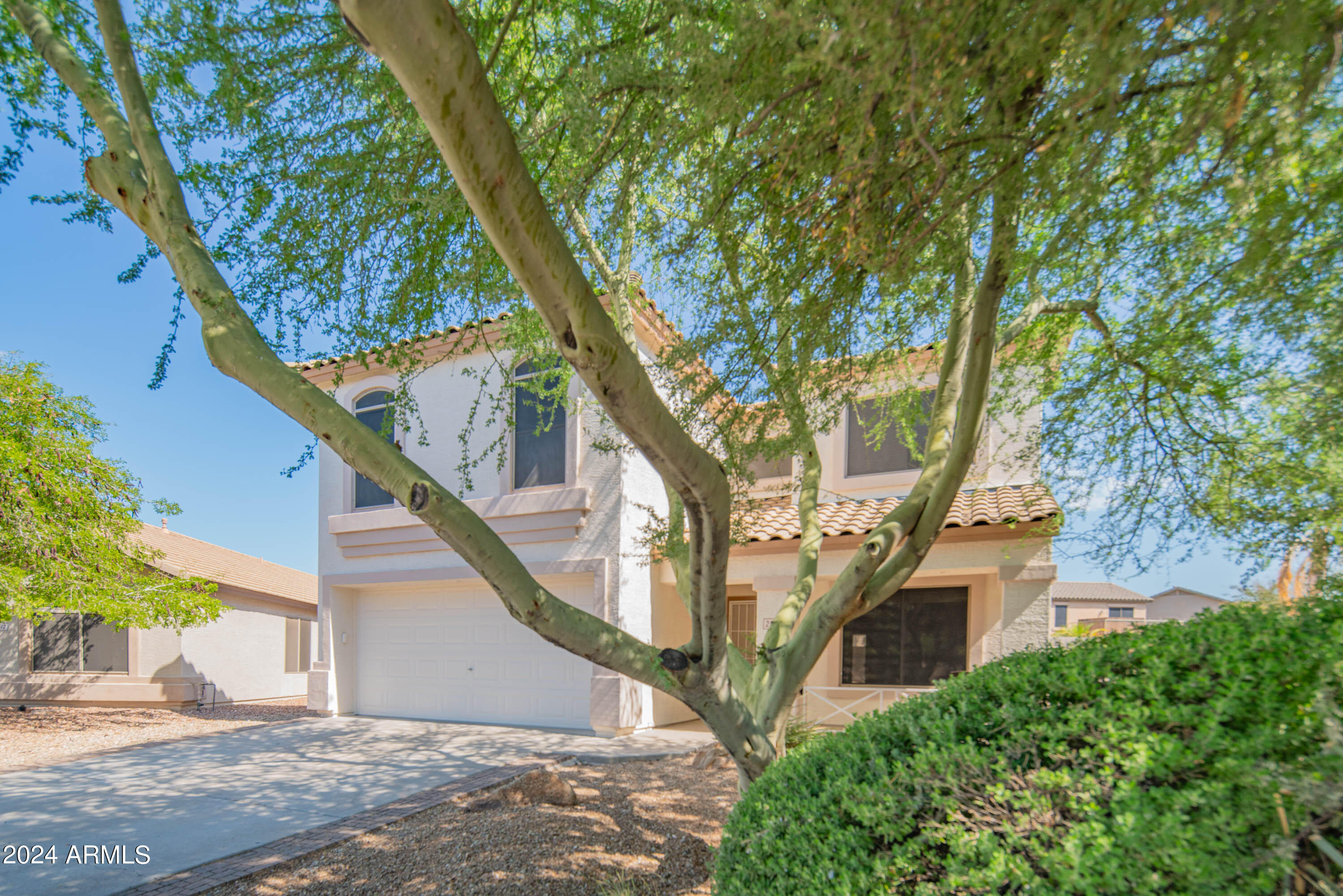 2508 W RUNNING DEER Trail